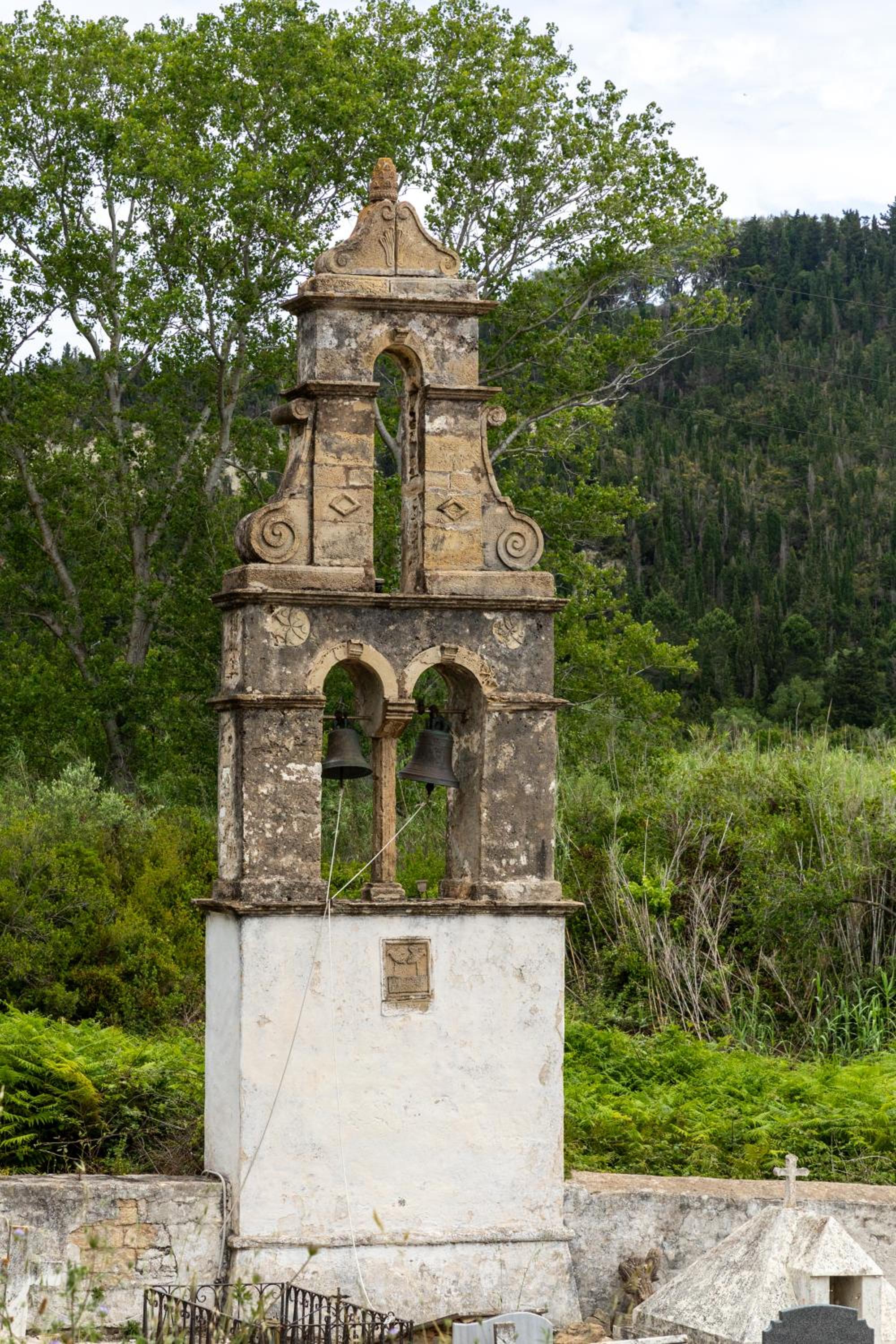 Erikousa Palace