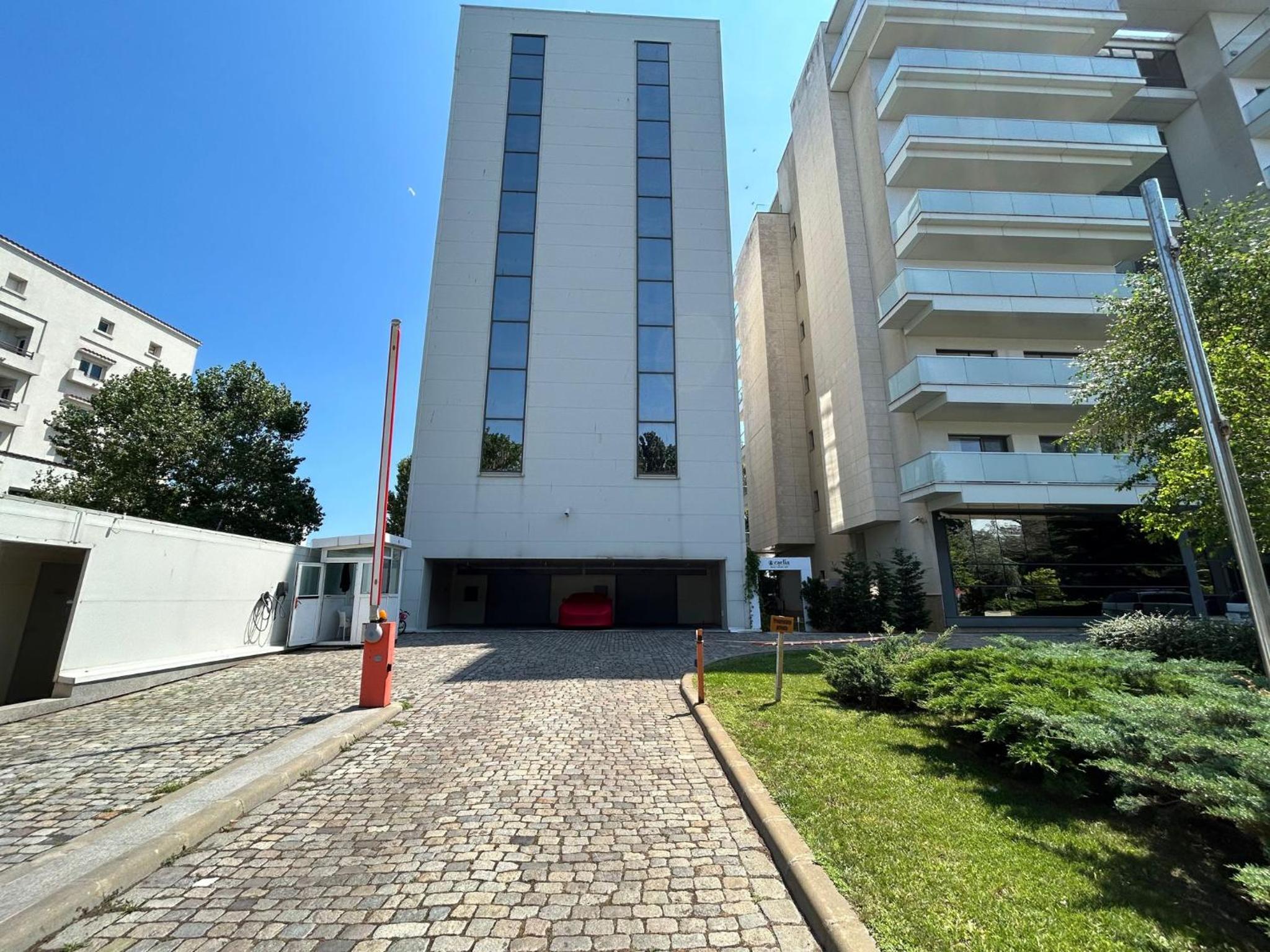 Hotel Apartament Caelia Mamaia DANA - Image 1