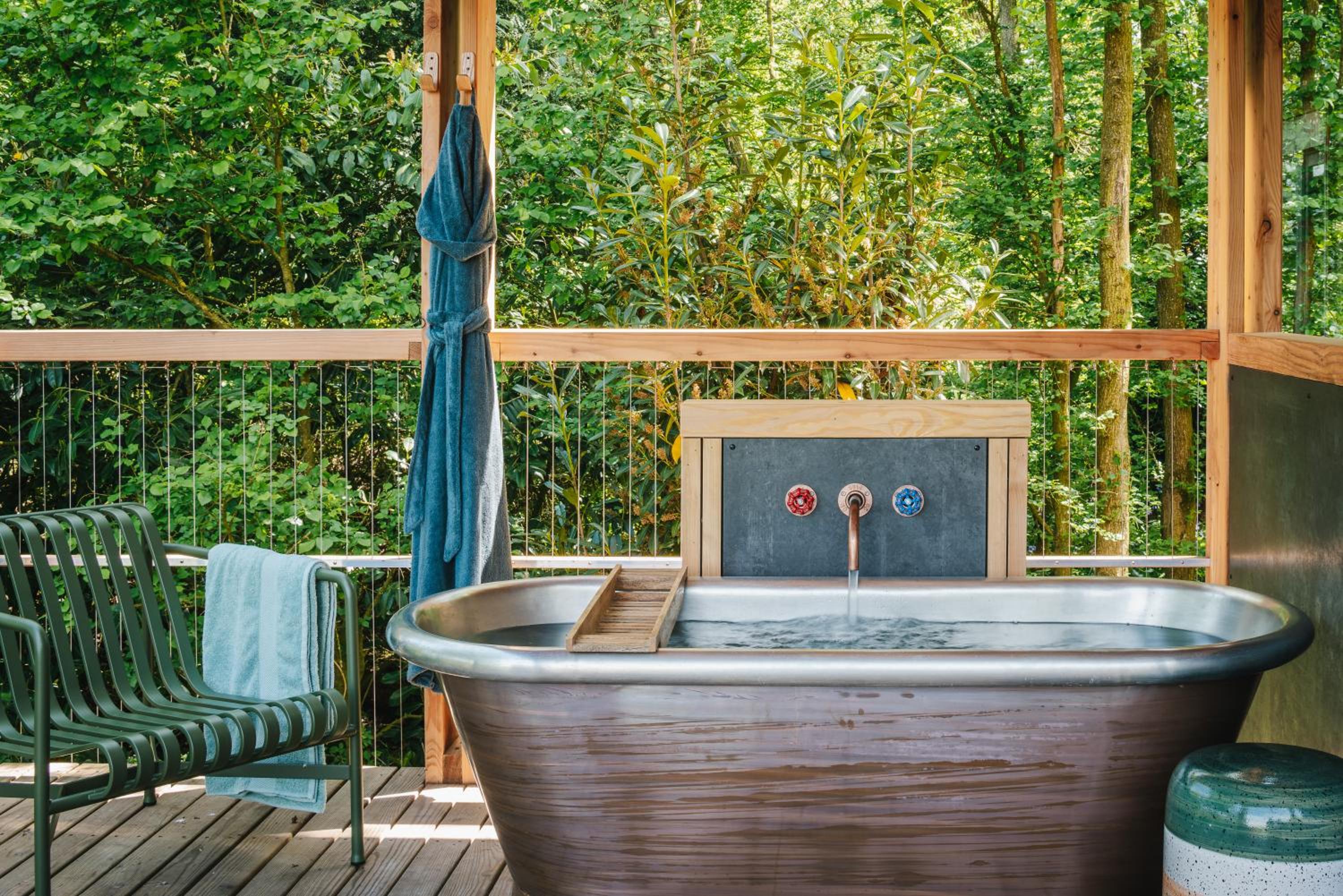 RewildThings Treehouses