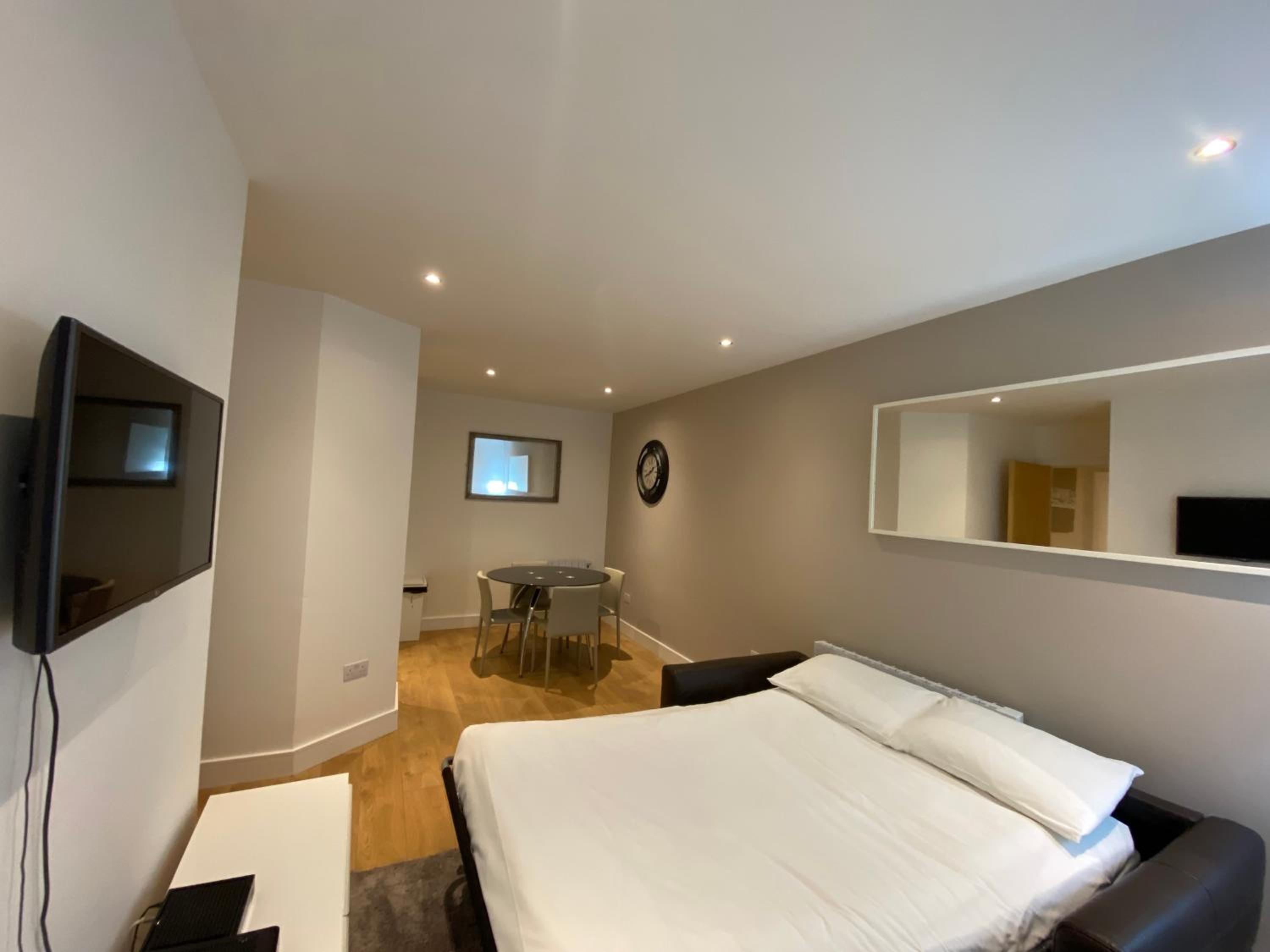 Parnell Corner Apartments