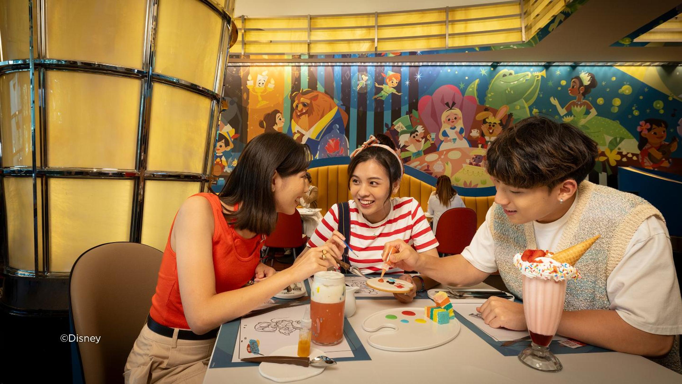 Disney's Hollywood Hotel 16