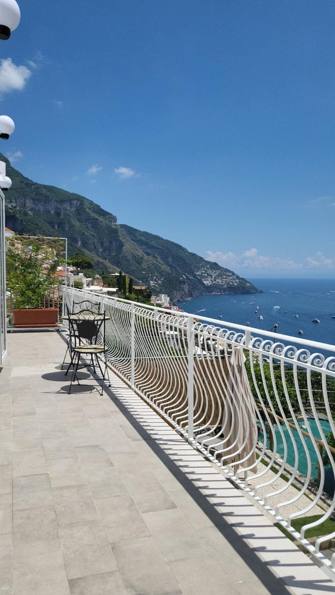 Cottage L'Americano view 3