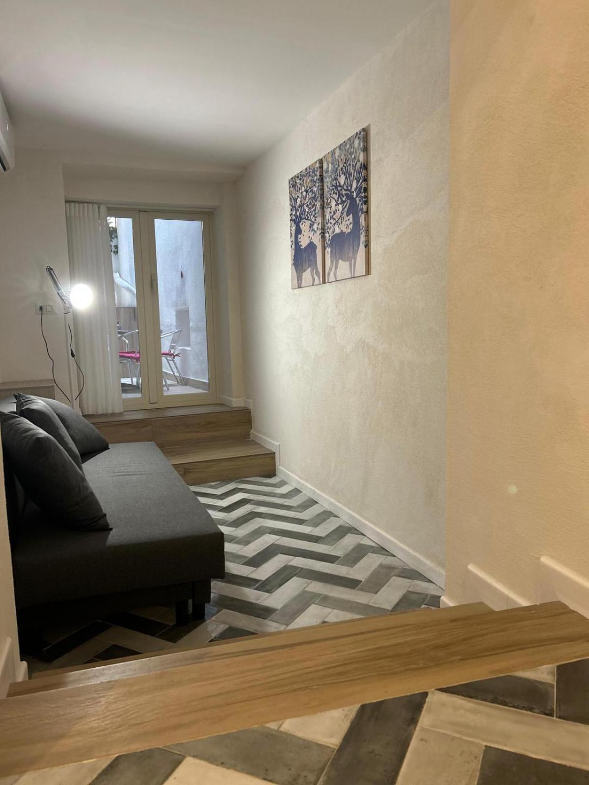 [Centro Storico]Loft Space Partenopeo