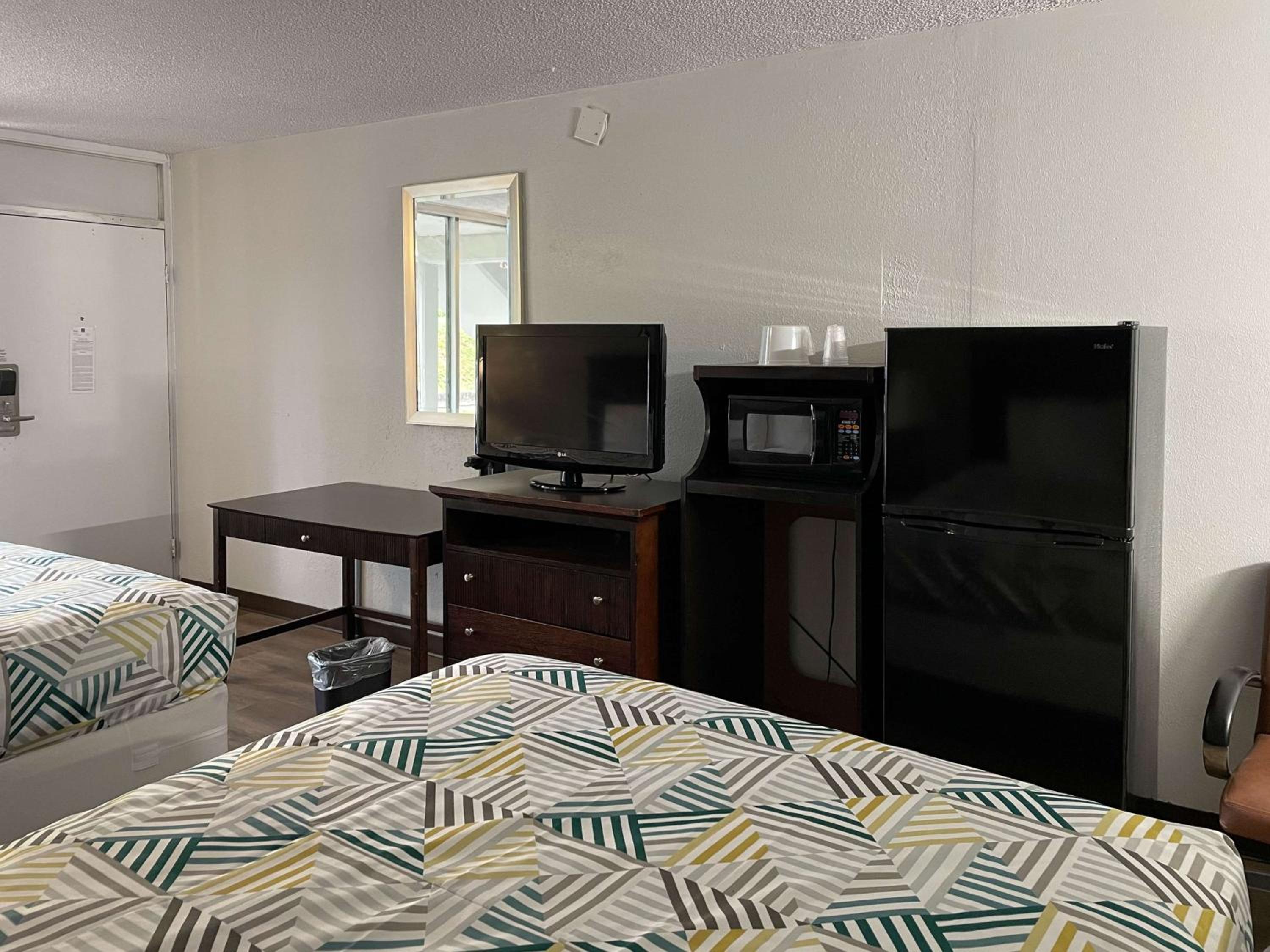 Wytheville Vacations - Motel 6 Wytheville VA - Property Image 7