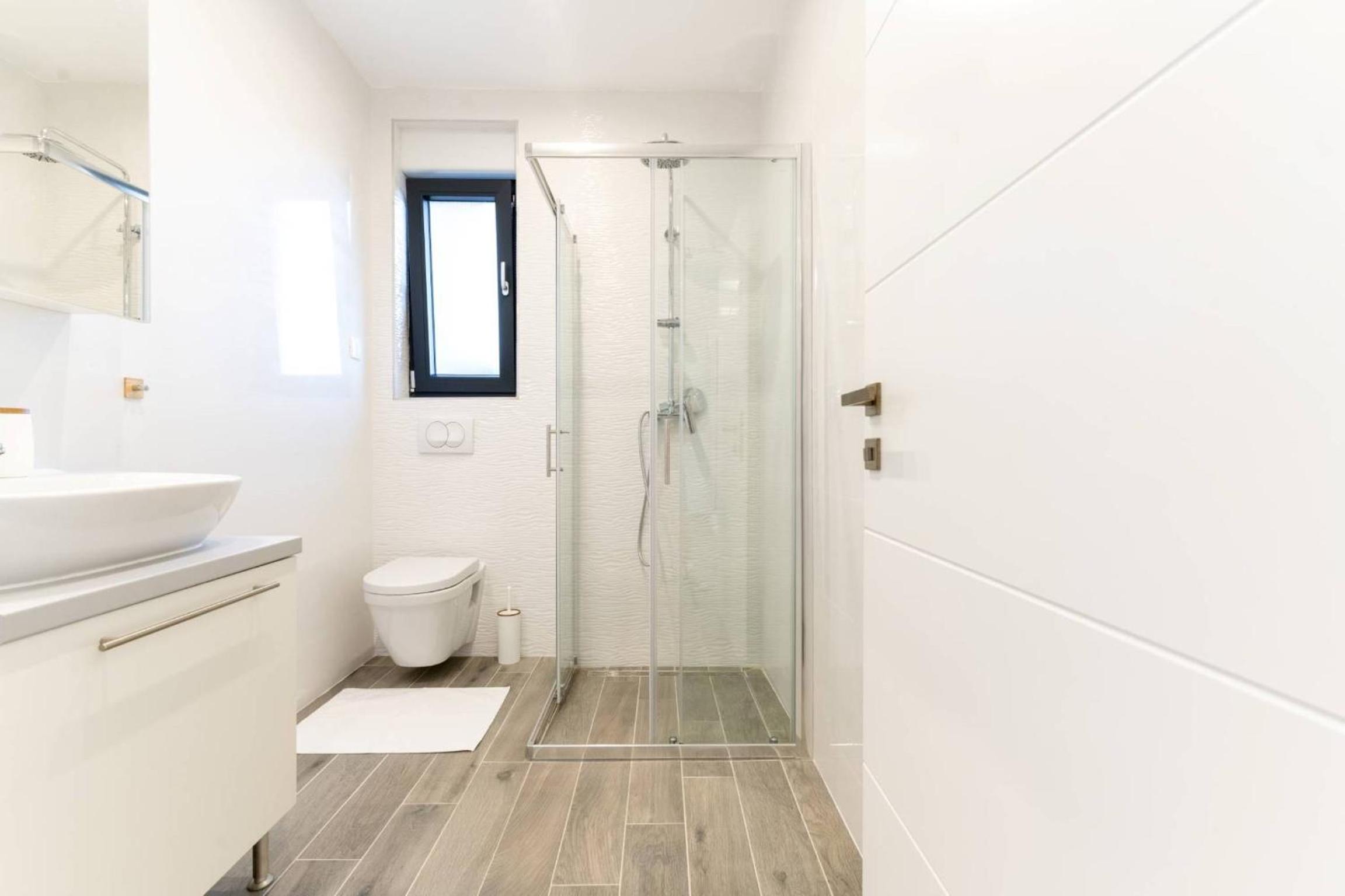 Apartamento Sunset con vistas al mar en Sevid — bathroom