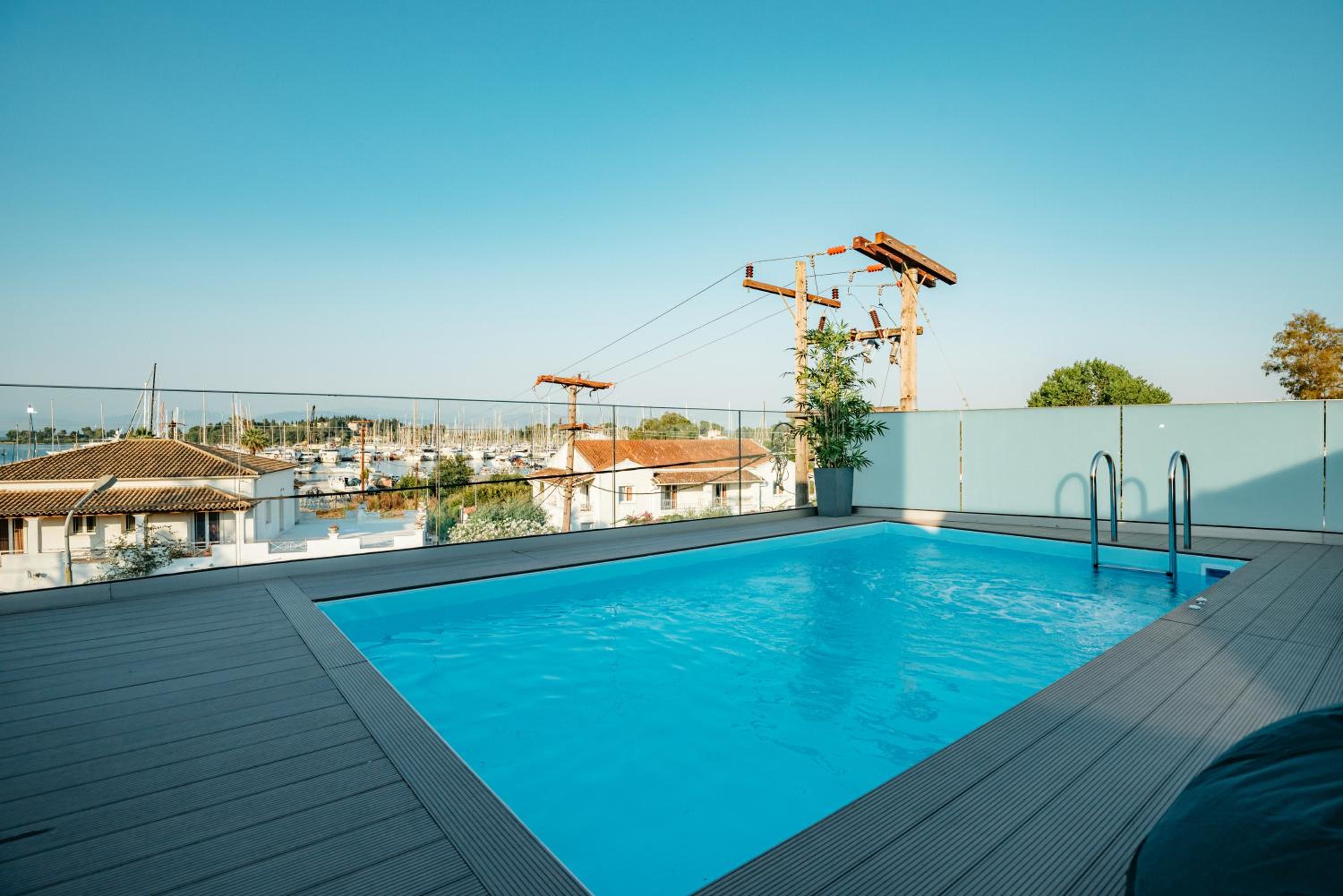 Daedalus Luxury Home - Seaview & Heated Pool photo 3