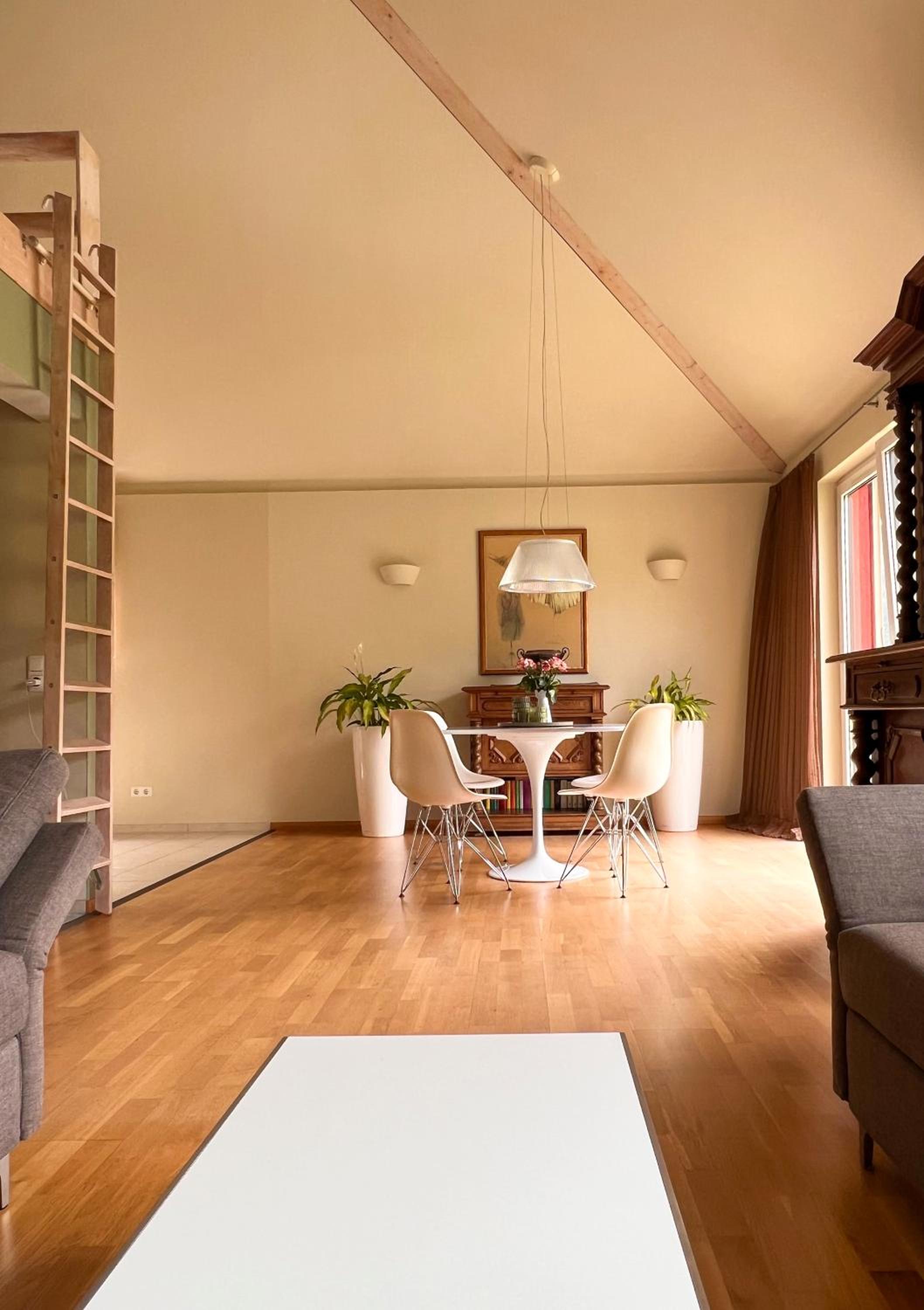 Exklusives Ferienhaus Conradshöh mit Sauna und Terrasse