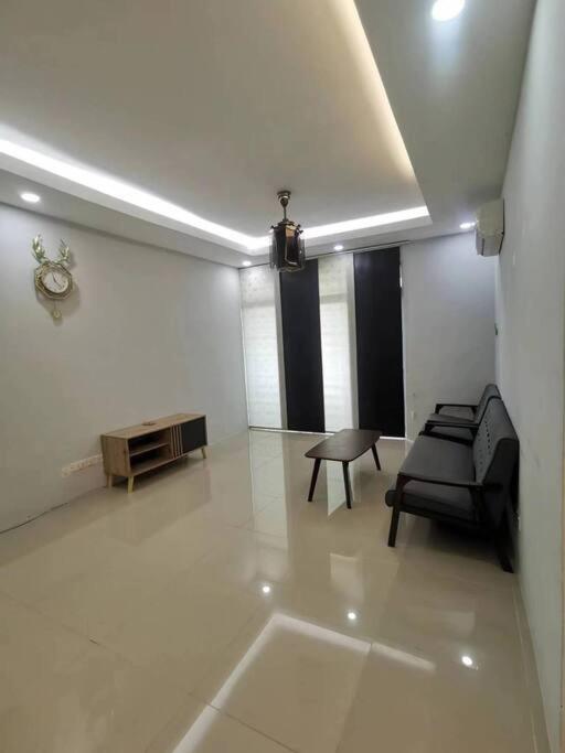 Free Wifi Kuching Mjc Batu Kawa Apartment photo 4