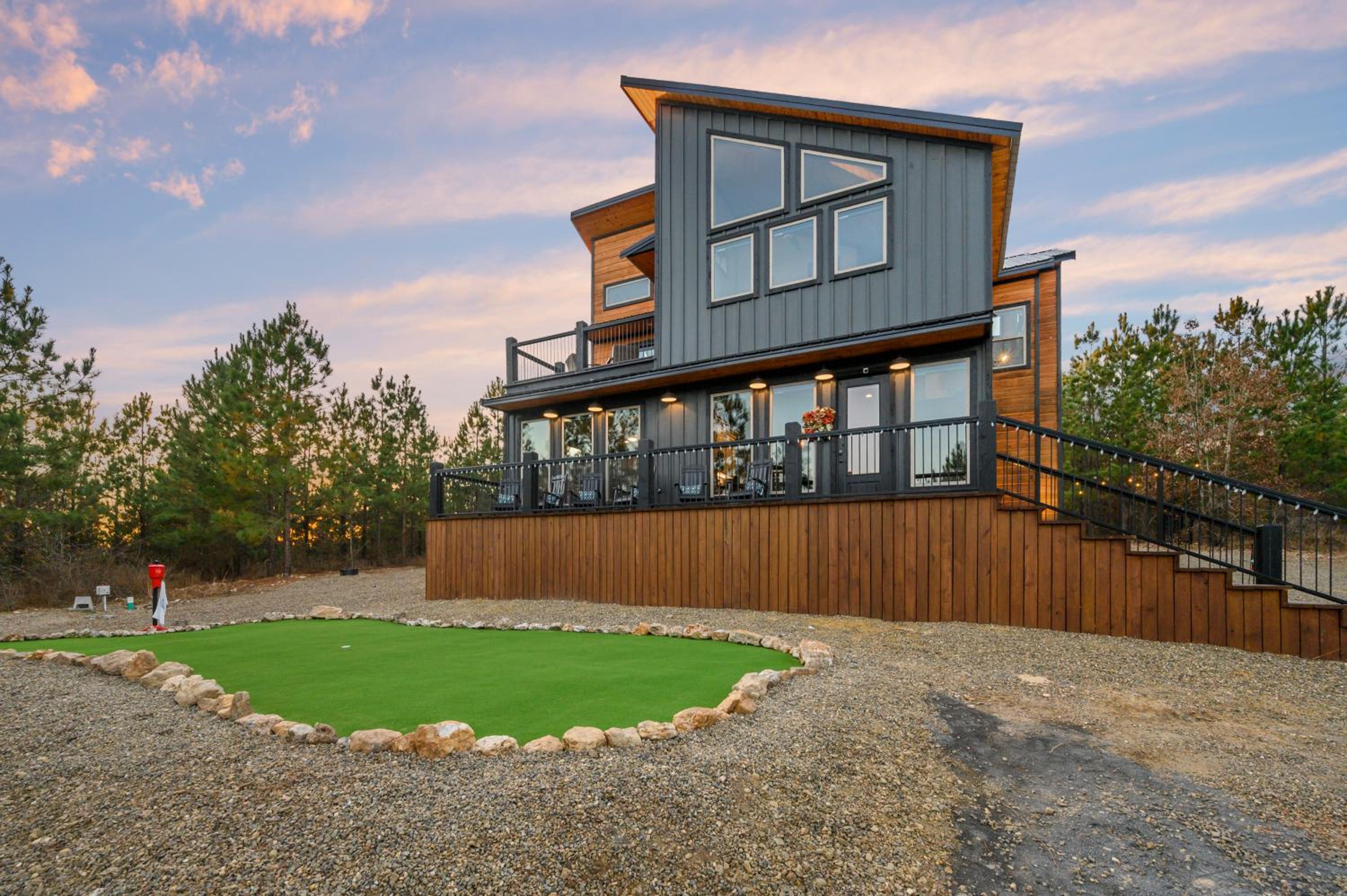 Hotel All FORE The View Cabin in Hochatown - Image 1