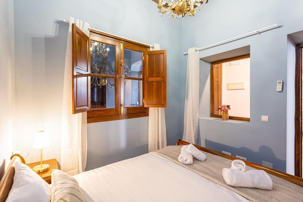 5. Casa de Alma. Apartment in historic house