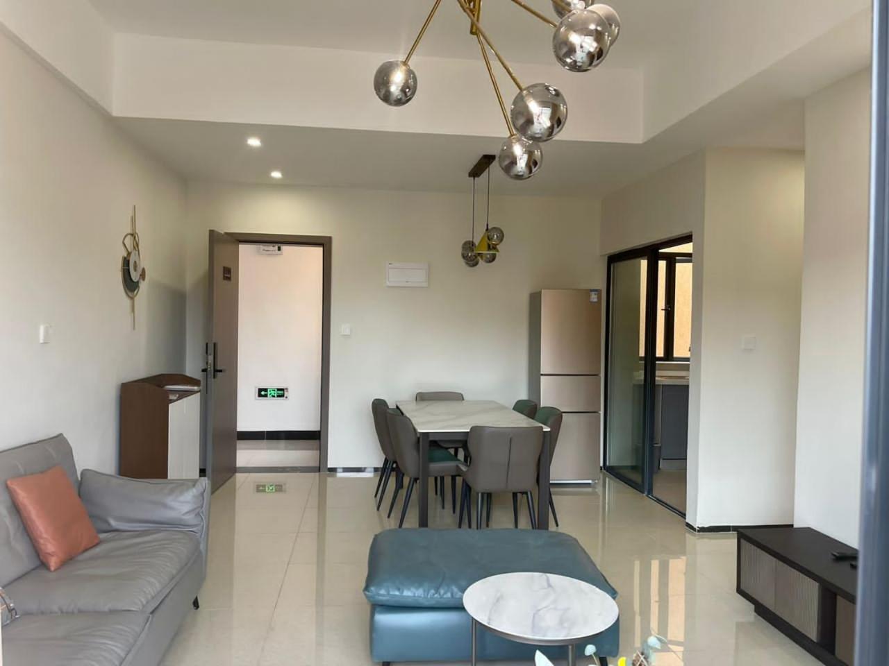 Claire Aparthotel