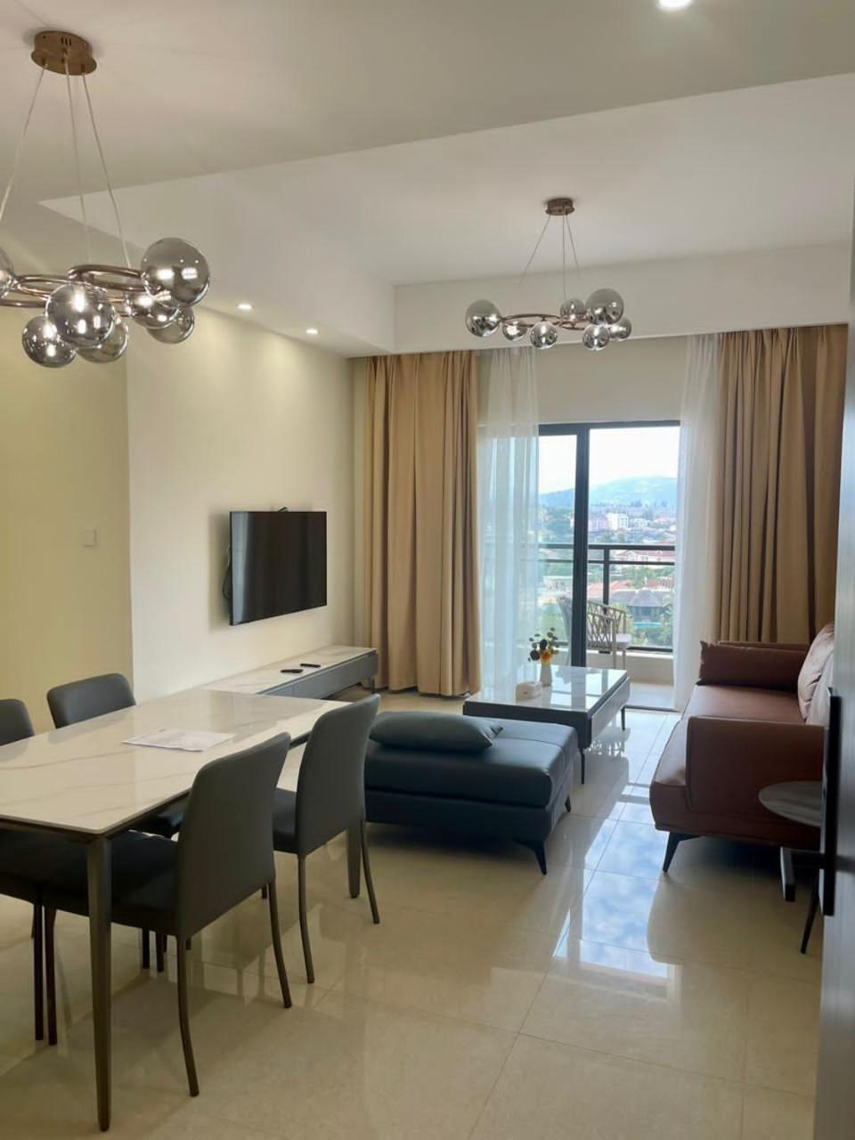 Claire Aparthotel