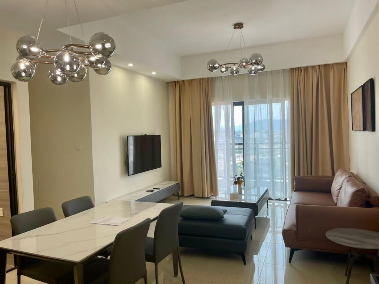 Claire Aparthotel