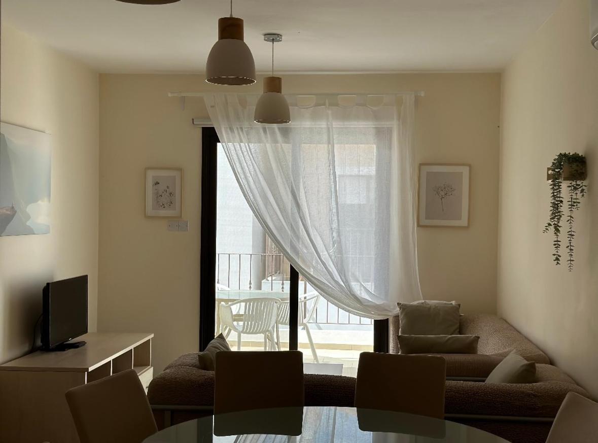 Quiet kykladesAG10/near the beach, Paralimni