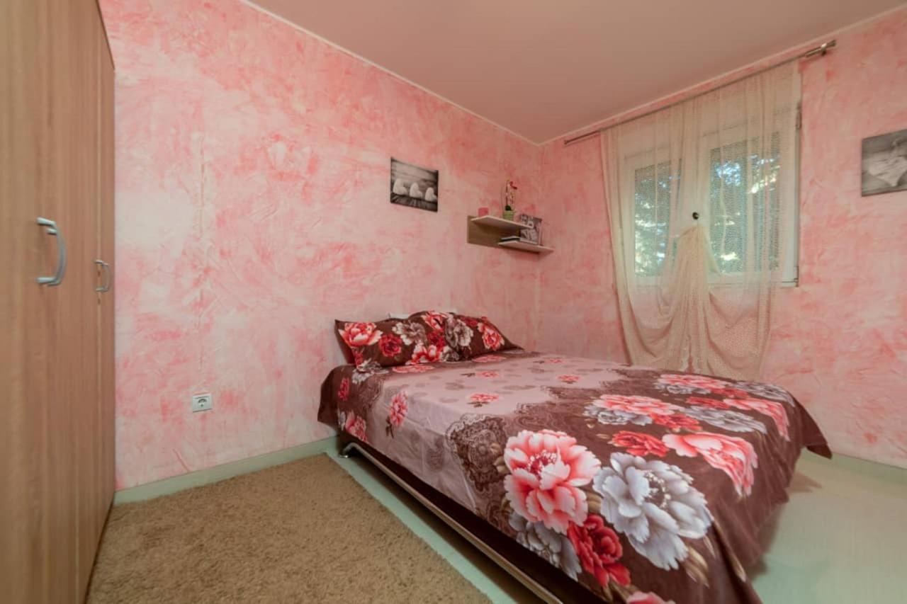 Flower apartment