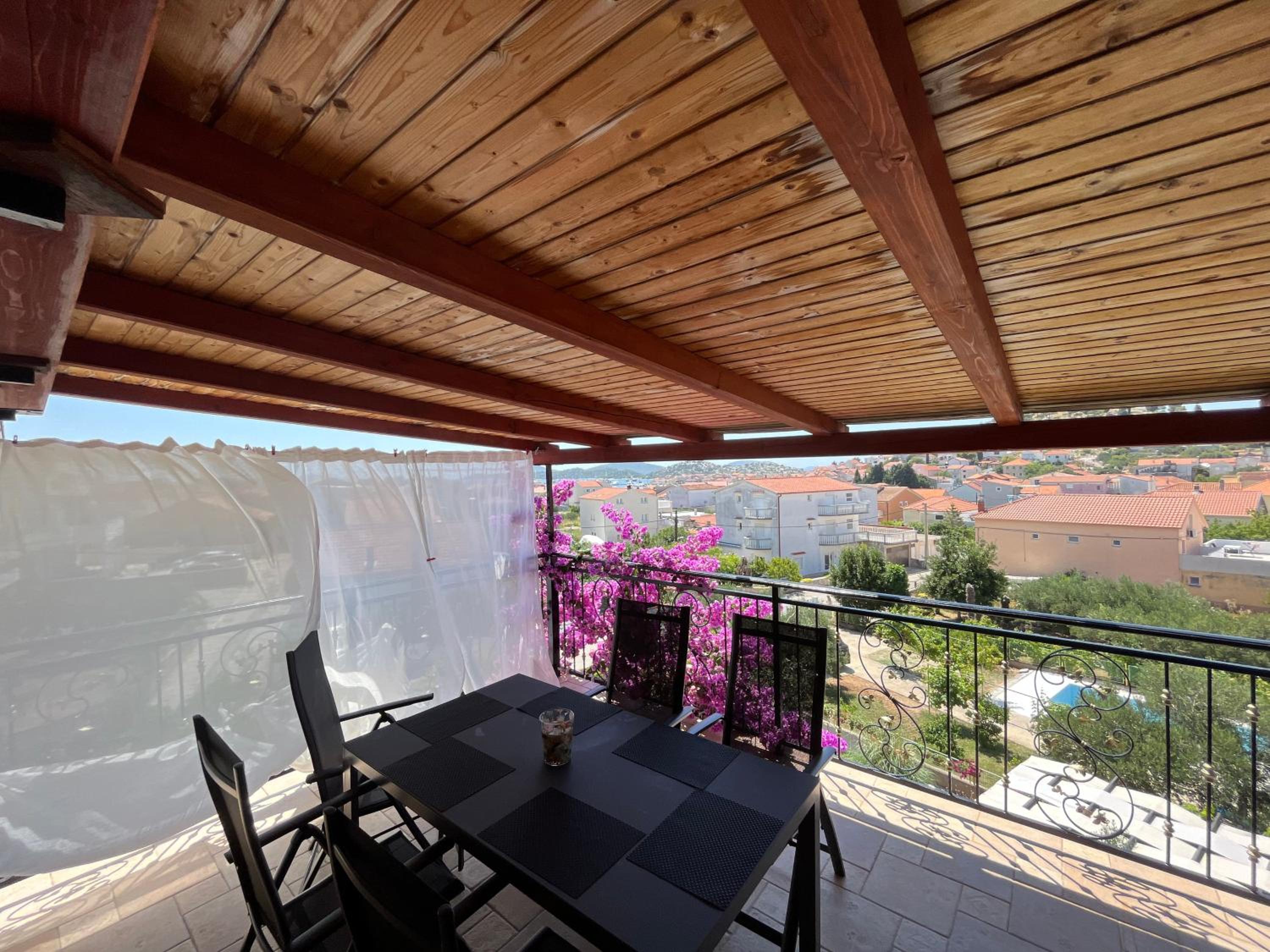 Perla Alba Apartments