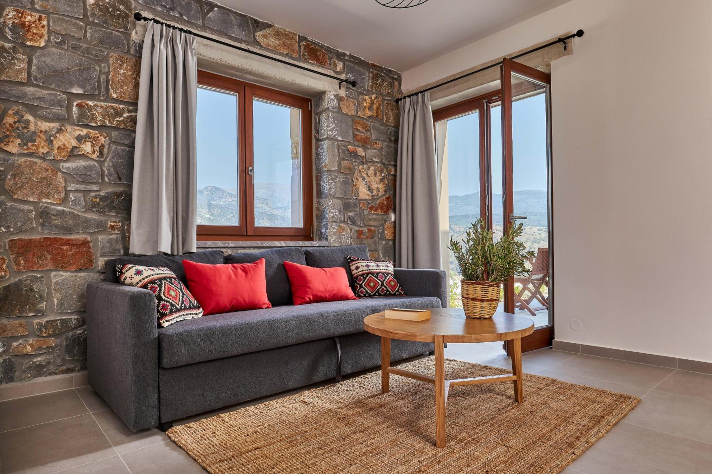 OMythos