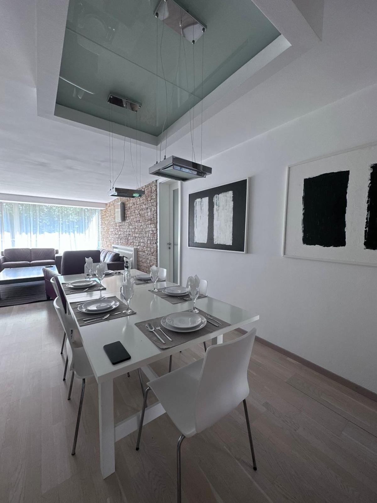 emma lux apartment