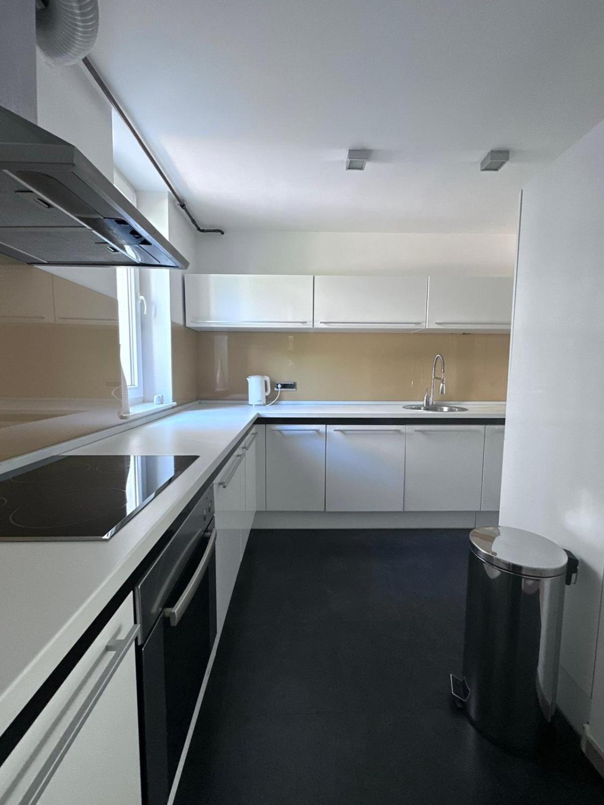 emma lux apartment