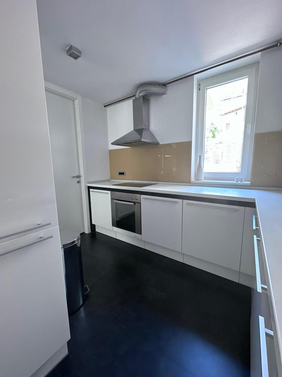 emma lux apartment