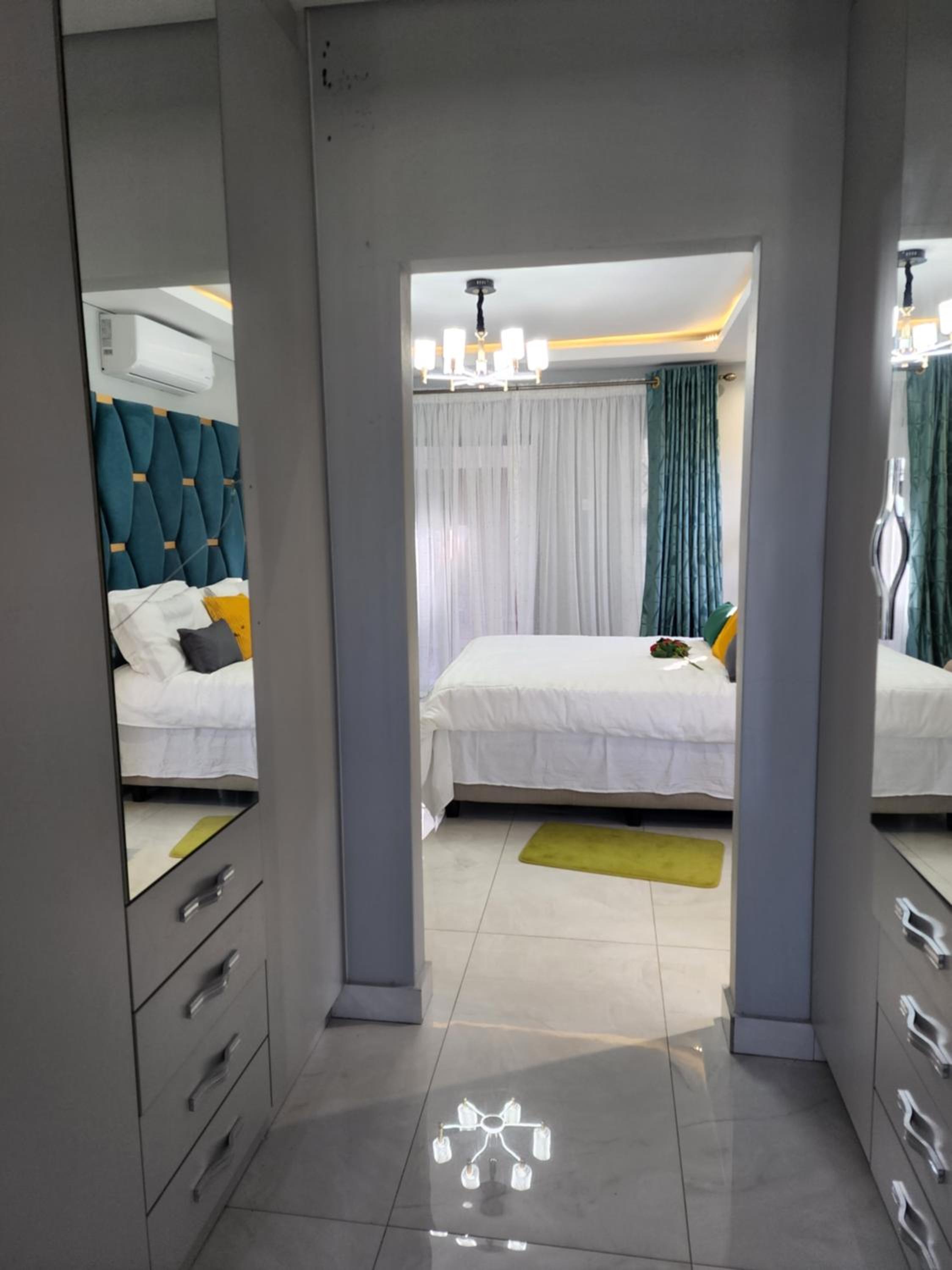 Josmot Guest House