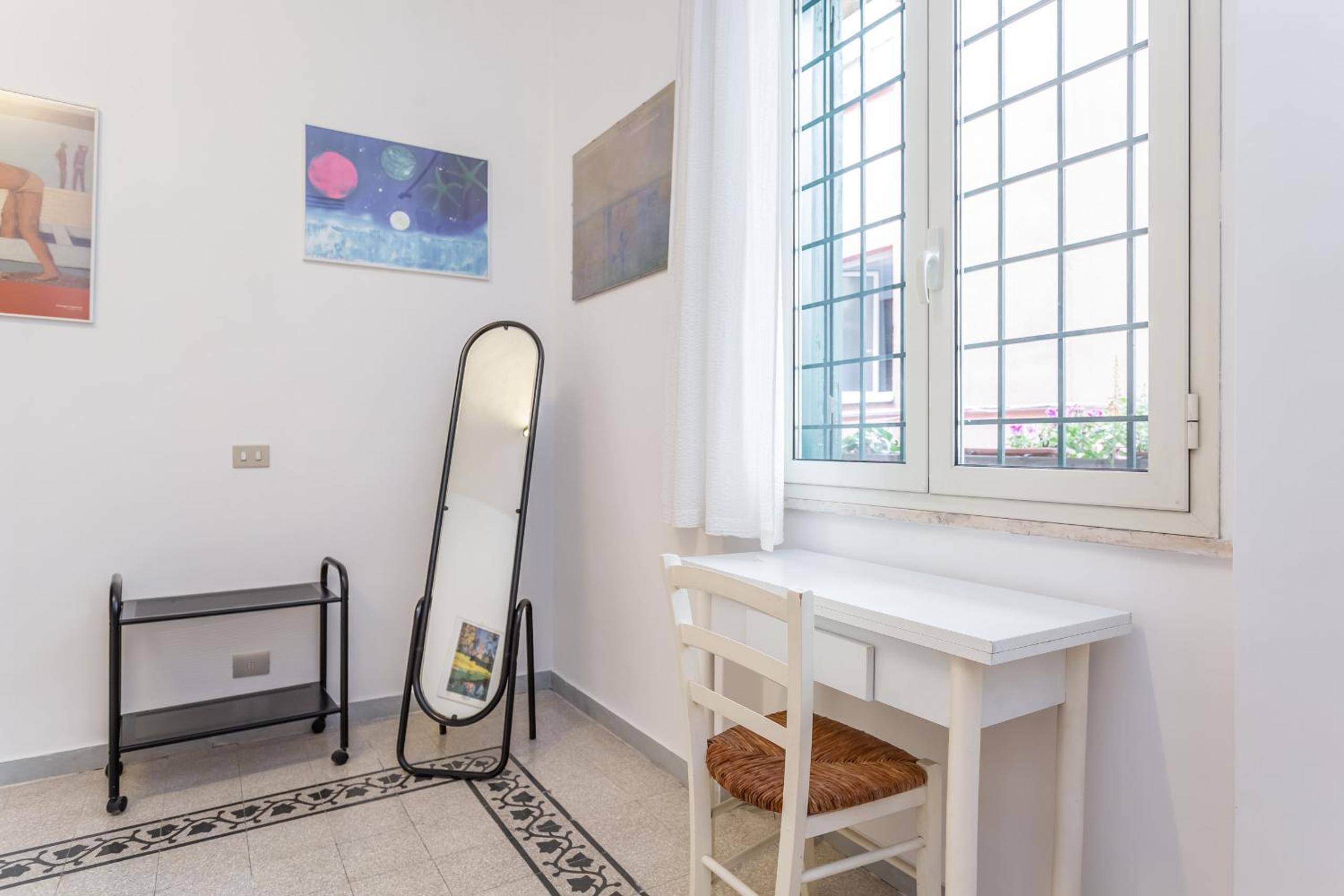 Oscar Apt near Landmarks and Colosseum