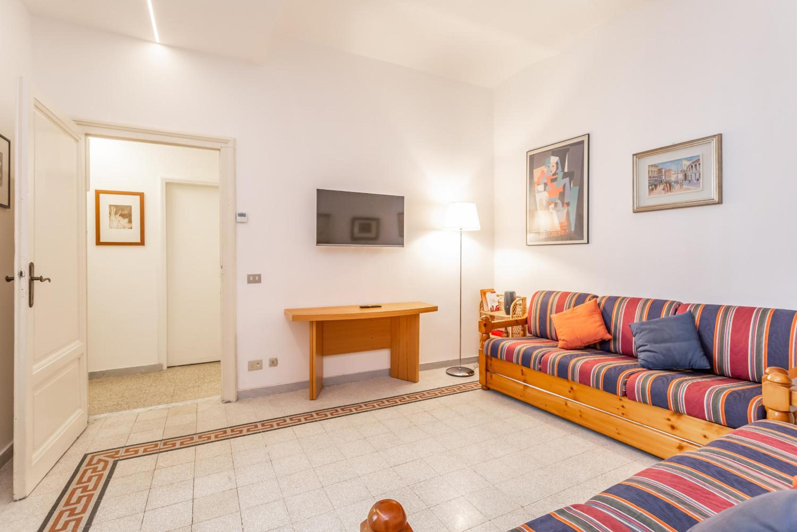 Oscar Apt near Landmarks and Colosseum