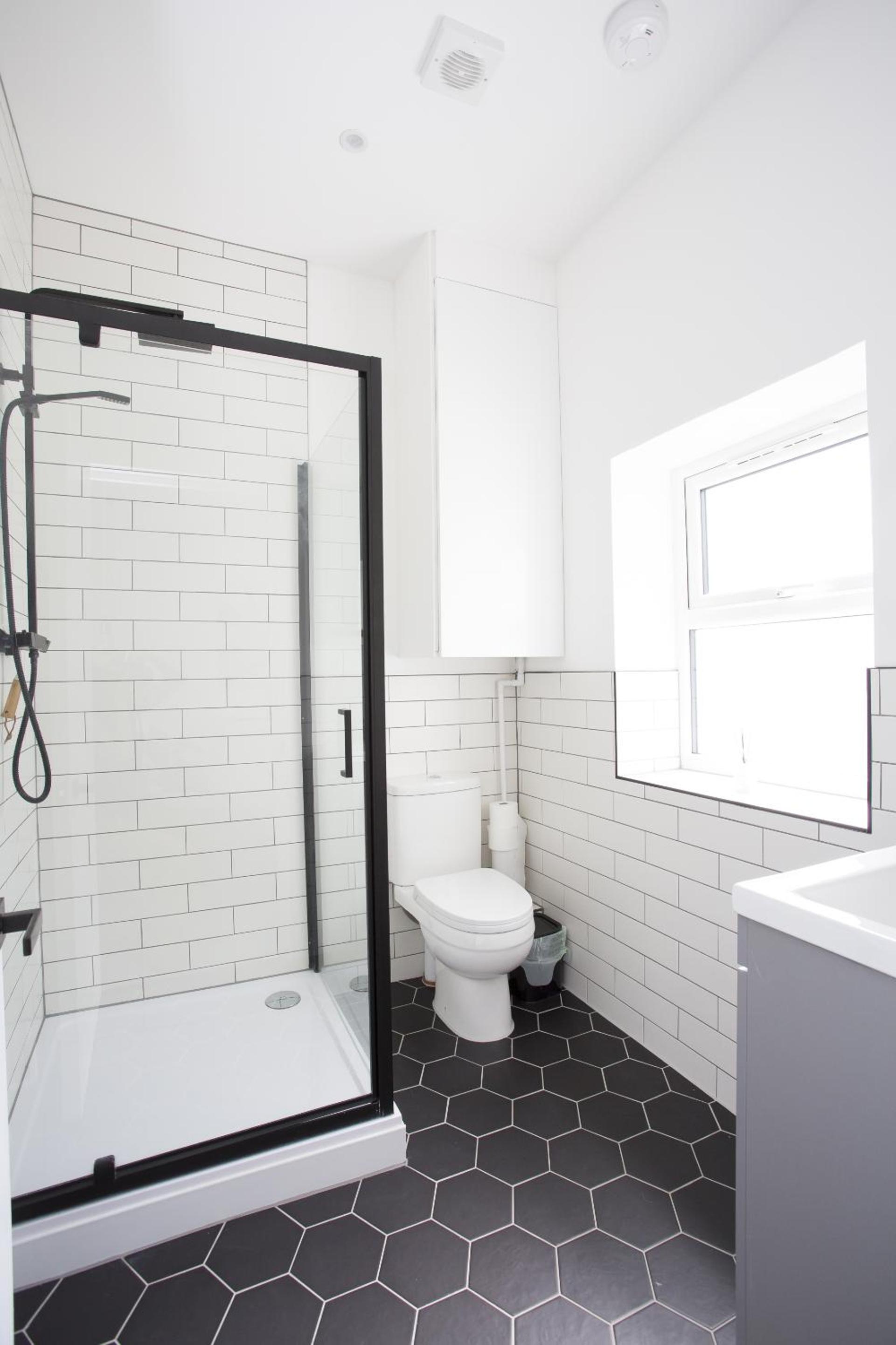 Oceans 12a Shelley Lofts, sleeps 4 view 5