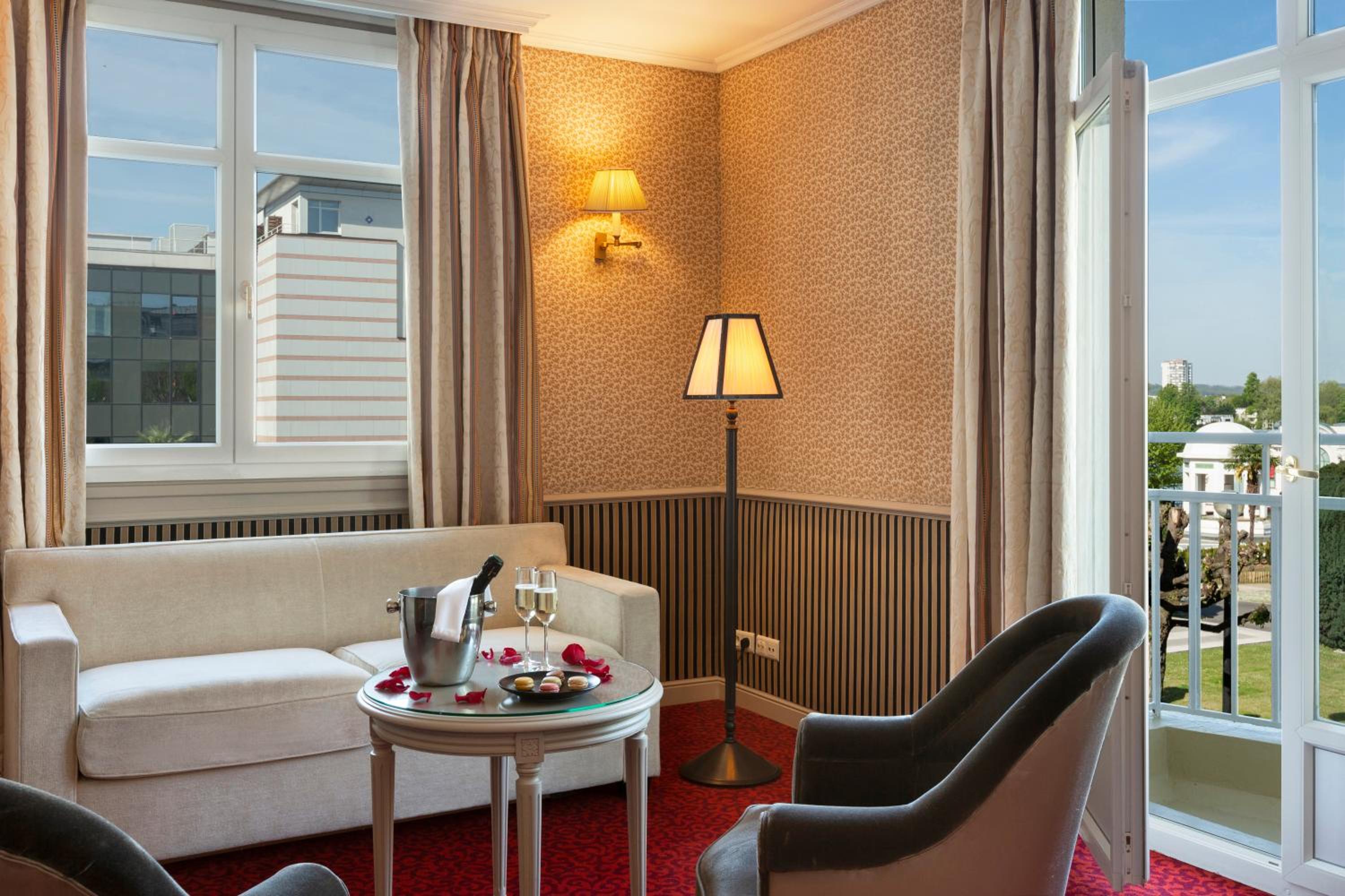 Hôtel Barrière le Grand Hôtel Enghien-les-Bains