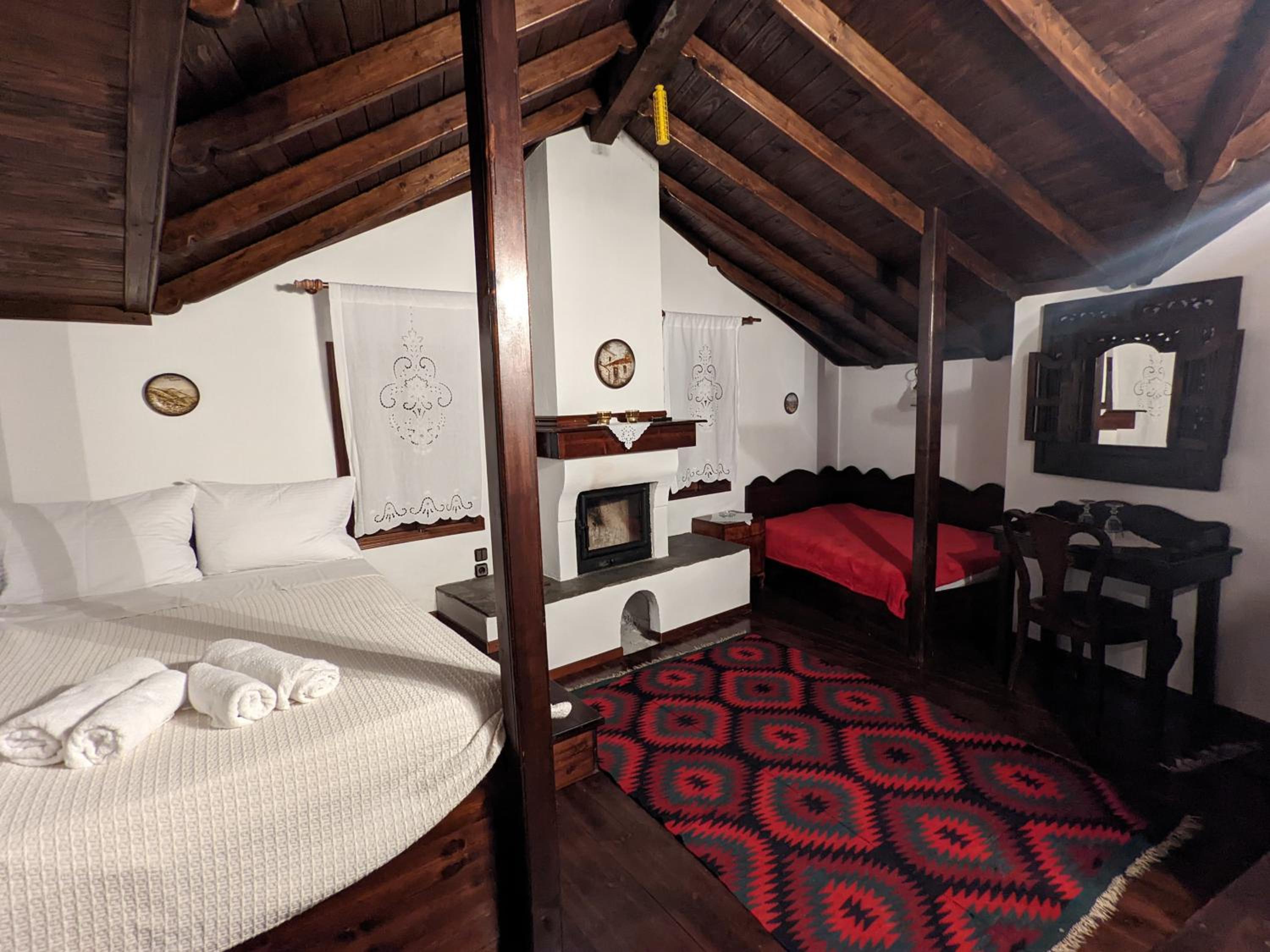 Traditional Guesthouse Lanari