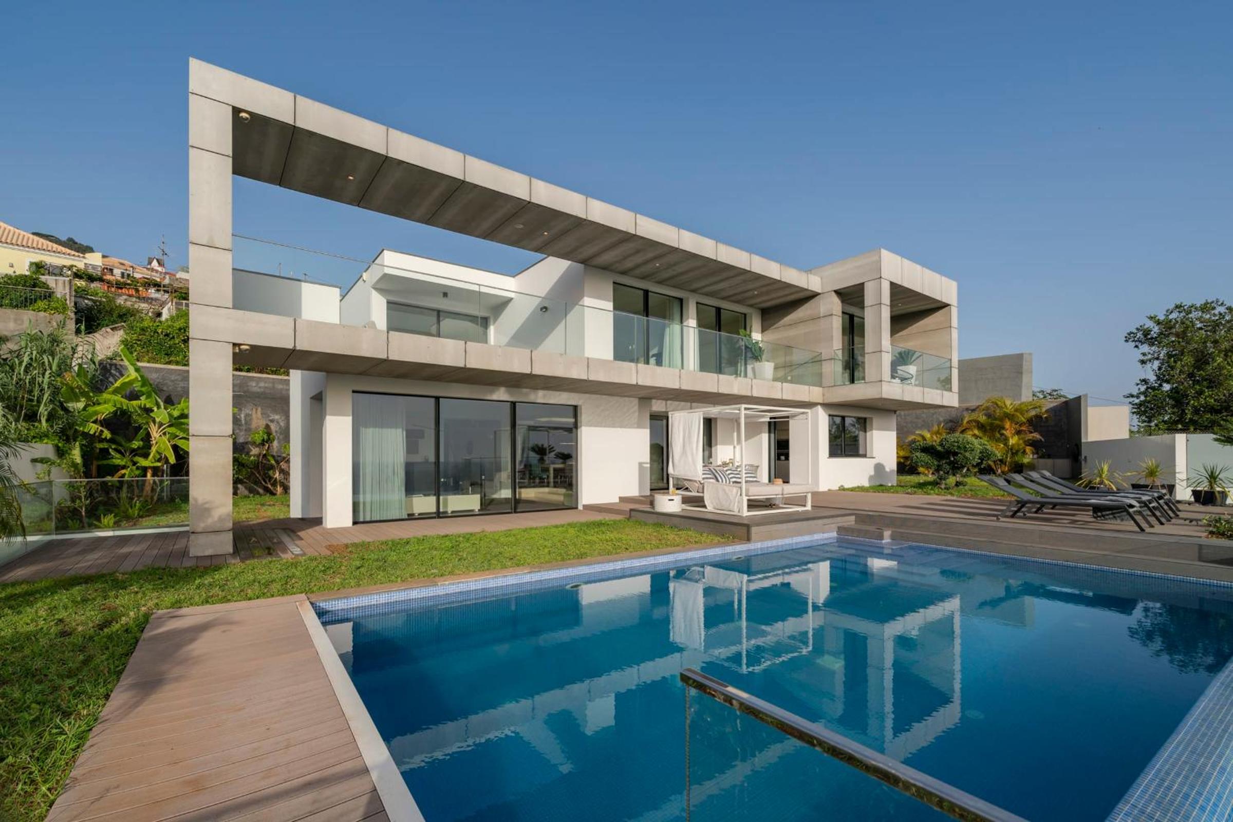 Vila Lazareto by An Island Apart