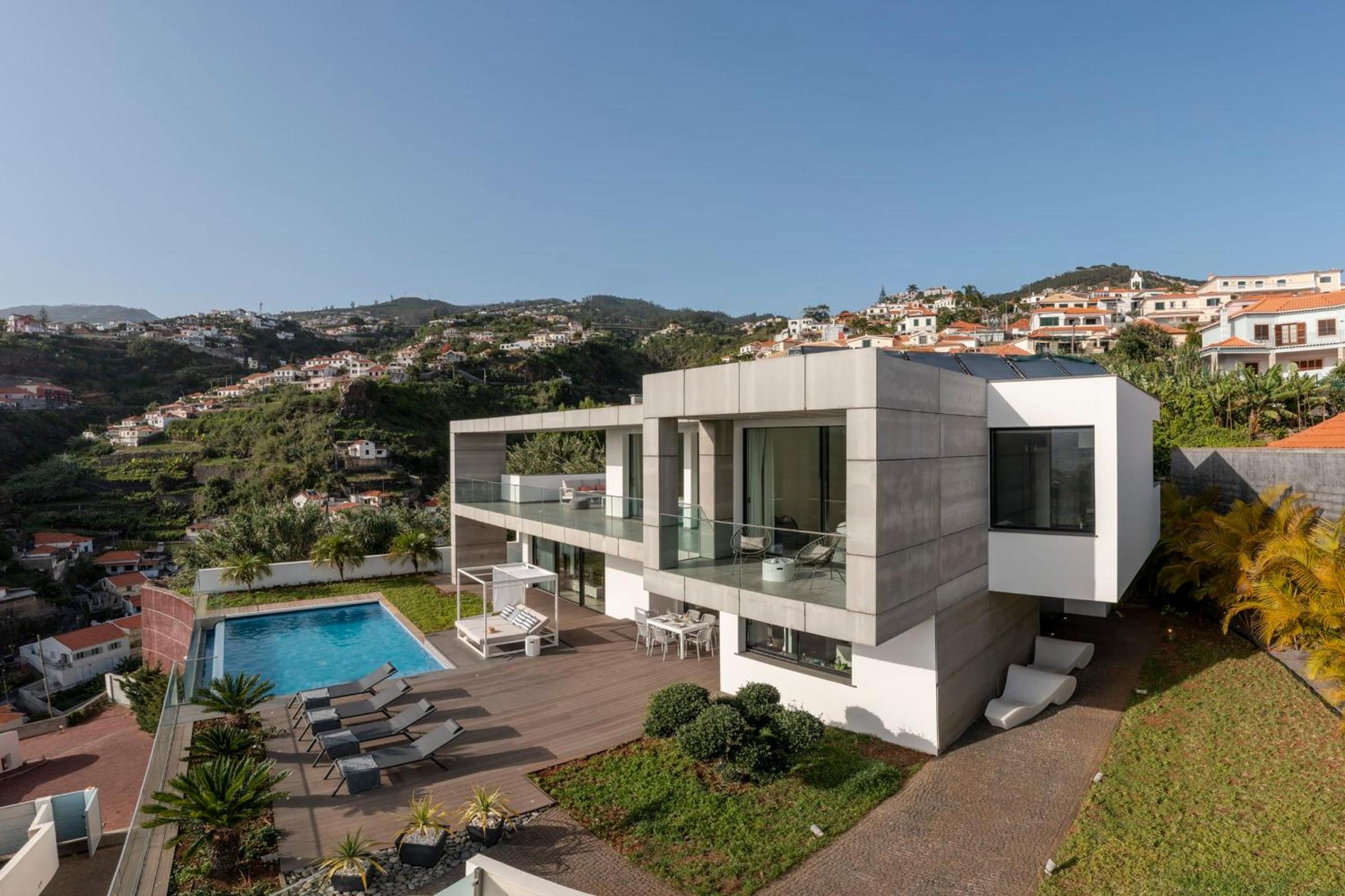 Vila Lazareto by An Island Apart