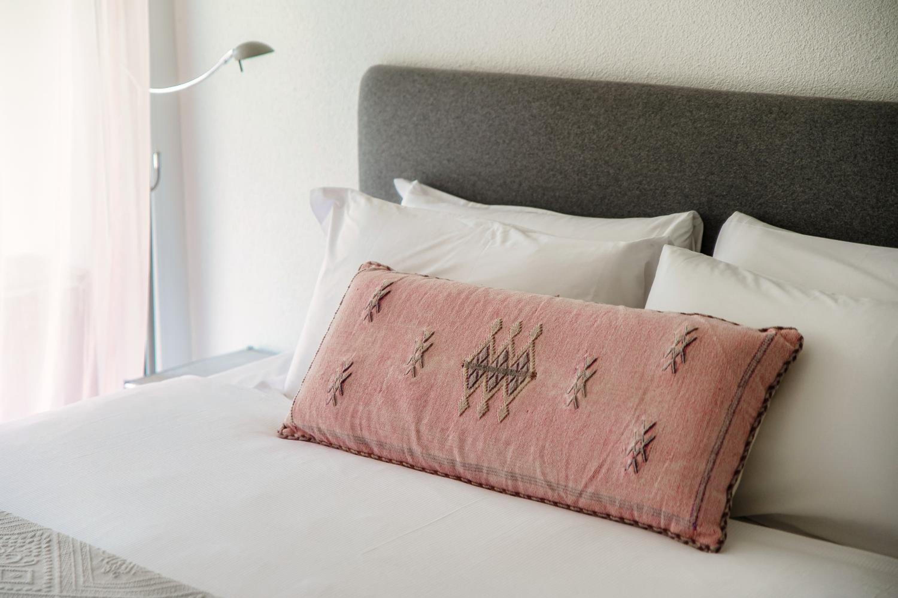 Suite Parco Lago by Quokka 360 - Apartment with Large Terrace Near Locarno Lido
