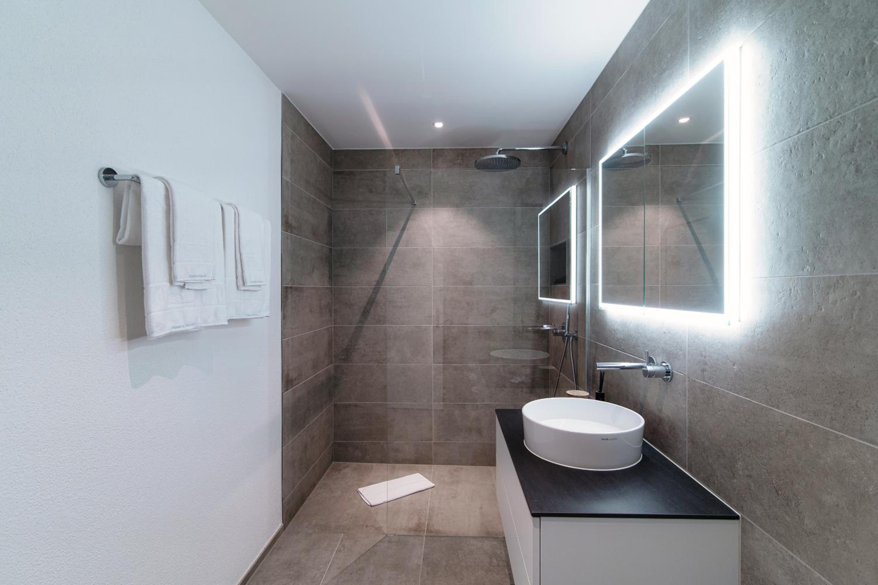 Suite Parco Lago by Quokka 360 - Apartment with Large Terrace Near Locarno Lido