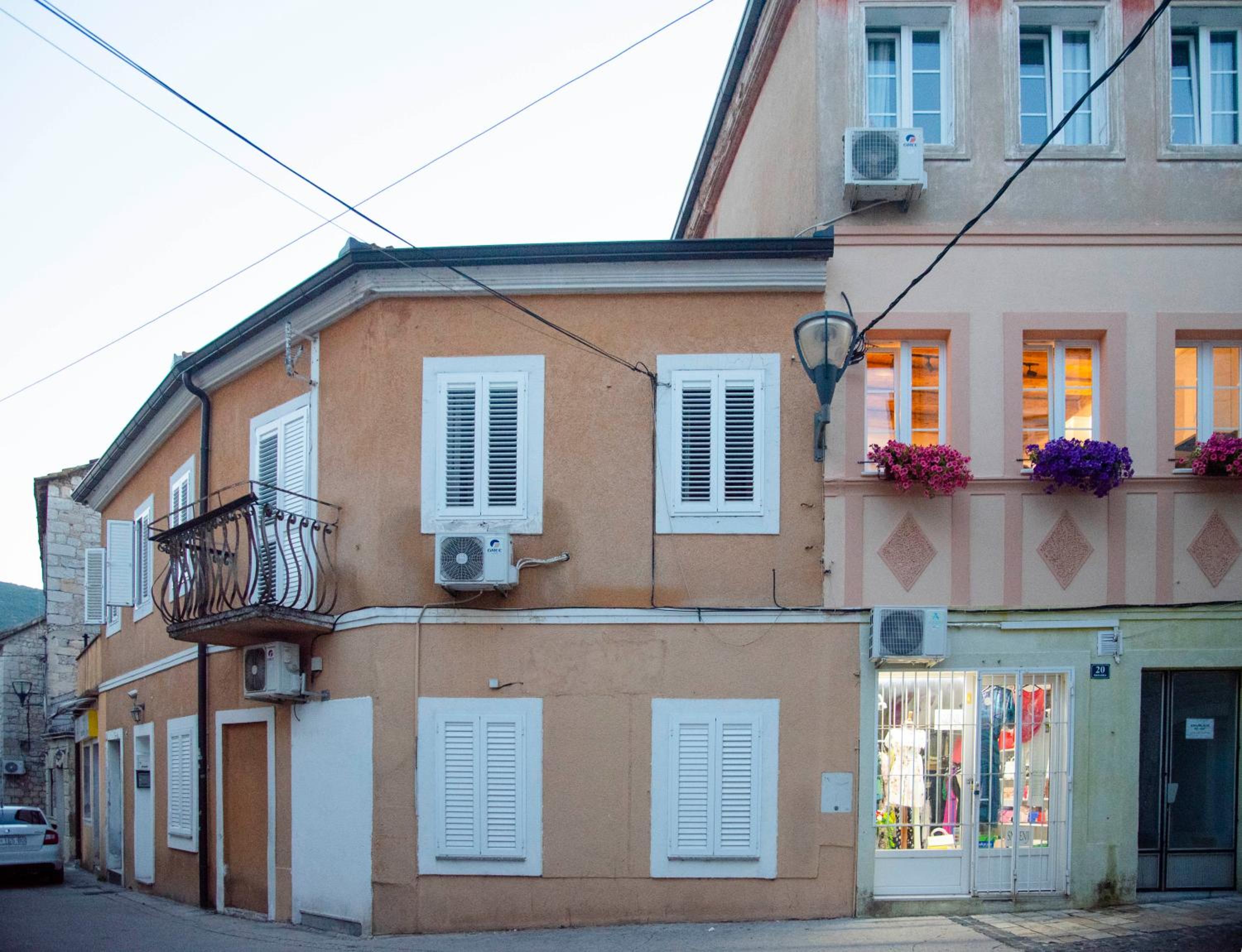 Apartments Allegra
