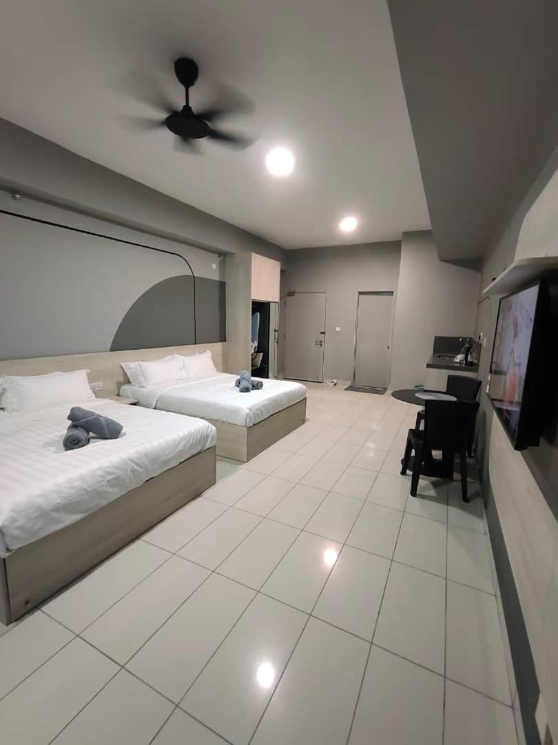 We Stay Studio Room Aeropod Near Airport,KKCity,TgAru Beach-6Pax photo 3