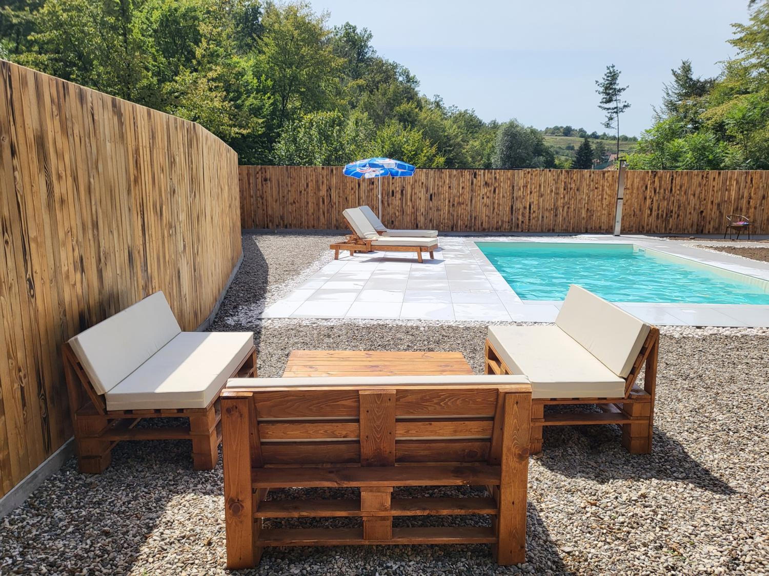 Holiday home with private pool ''Lux Banja Luka''