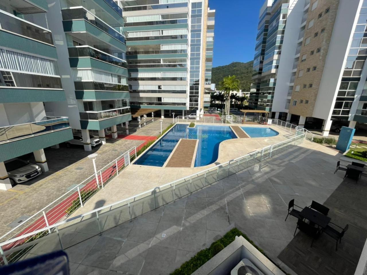 Apartamento bem equipado