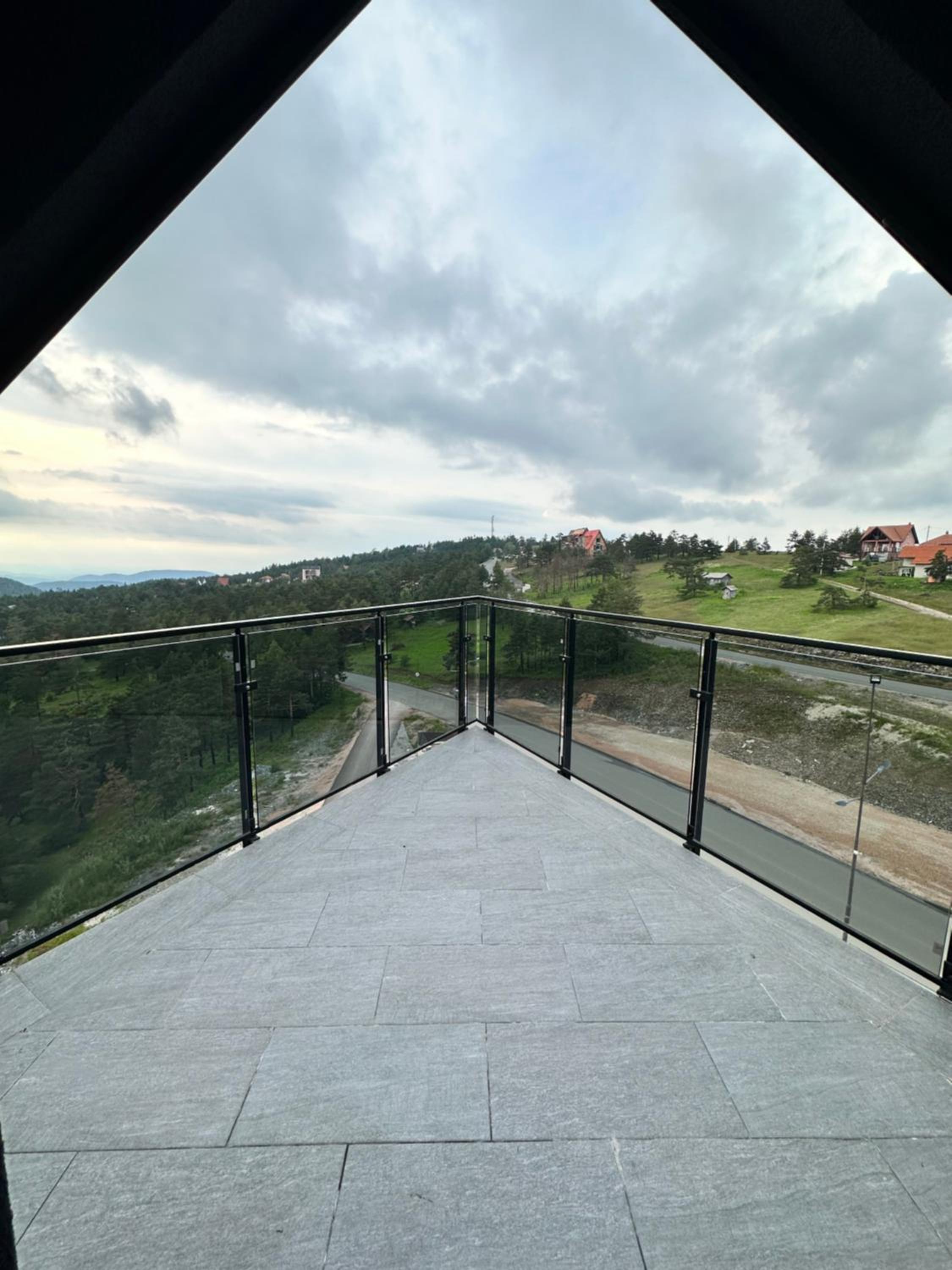 Diamond Hill Veselić