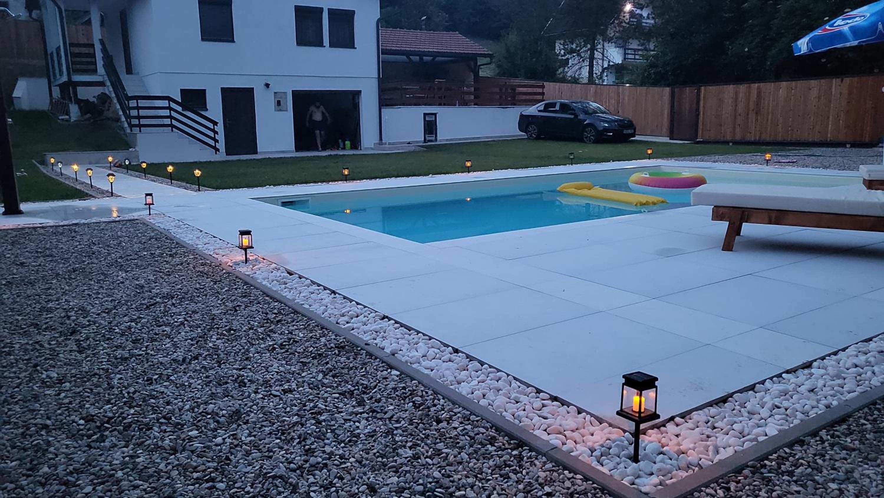 Holiday home with private pool ''Lux Banja Luka''