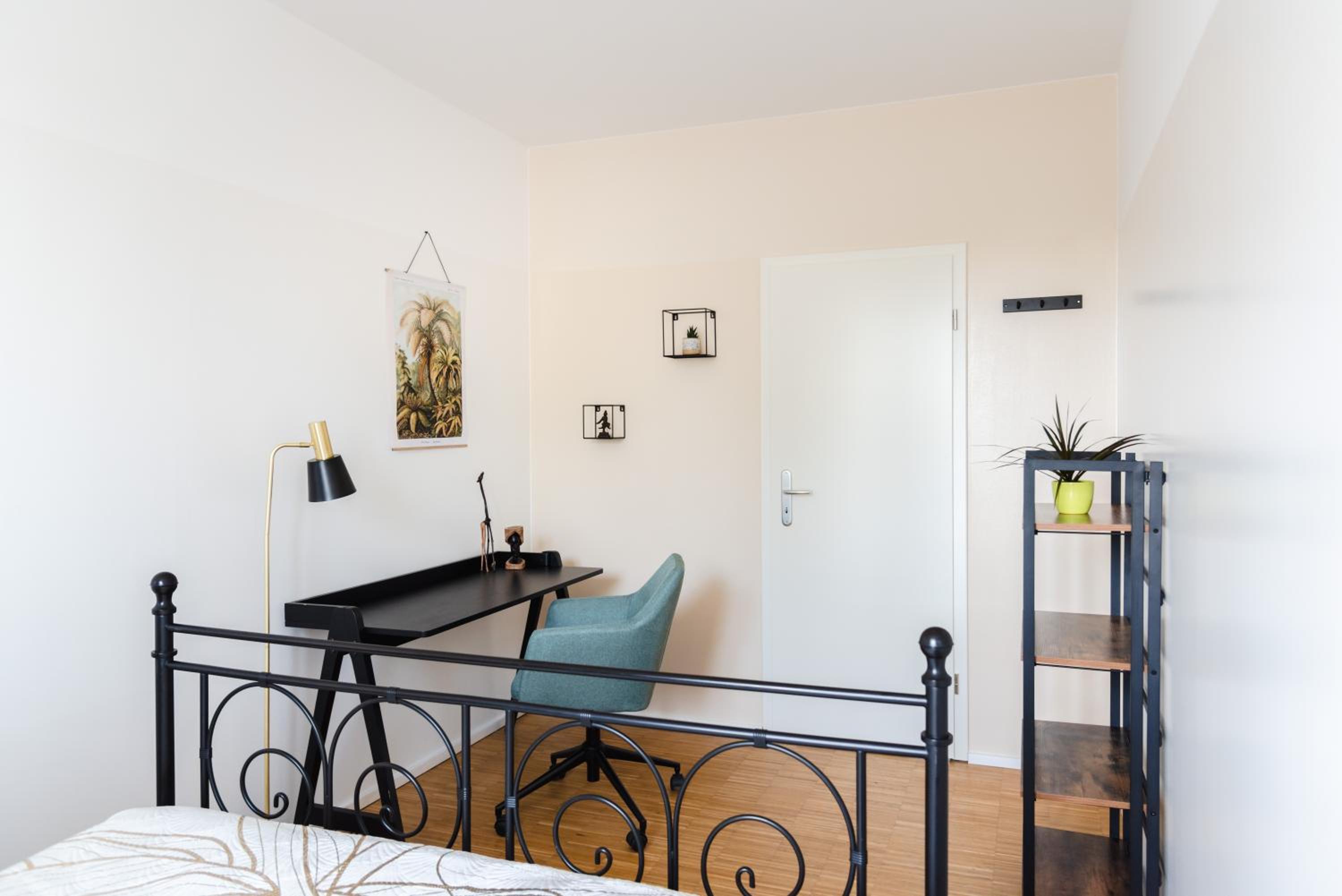 Hybrid Work-Play Retreat - 2BR, 1B central Kreuzberg