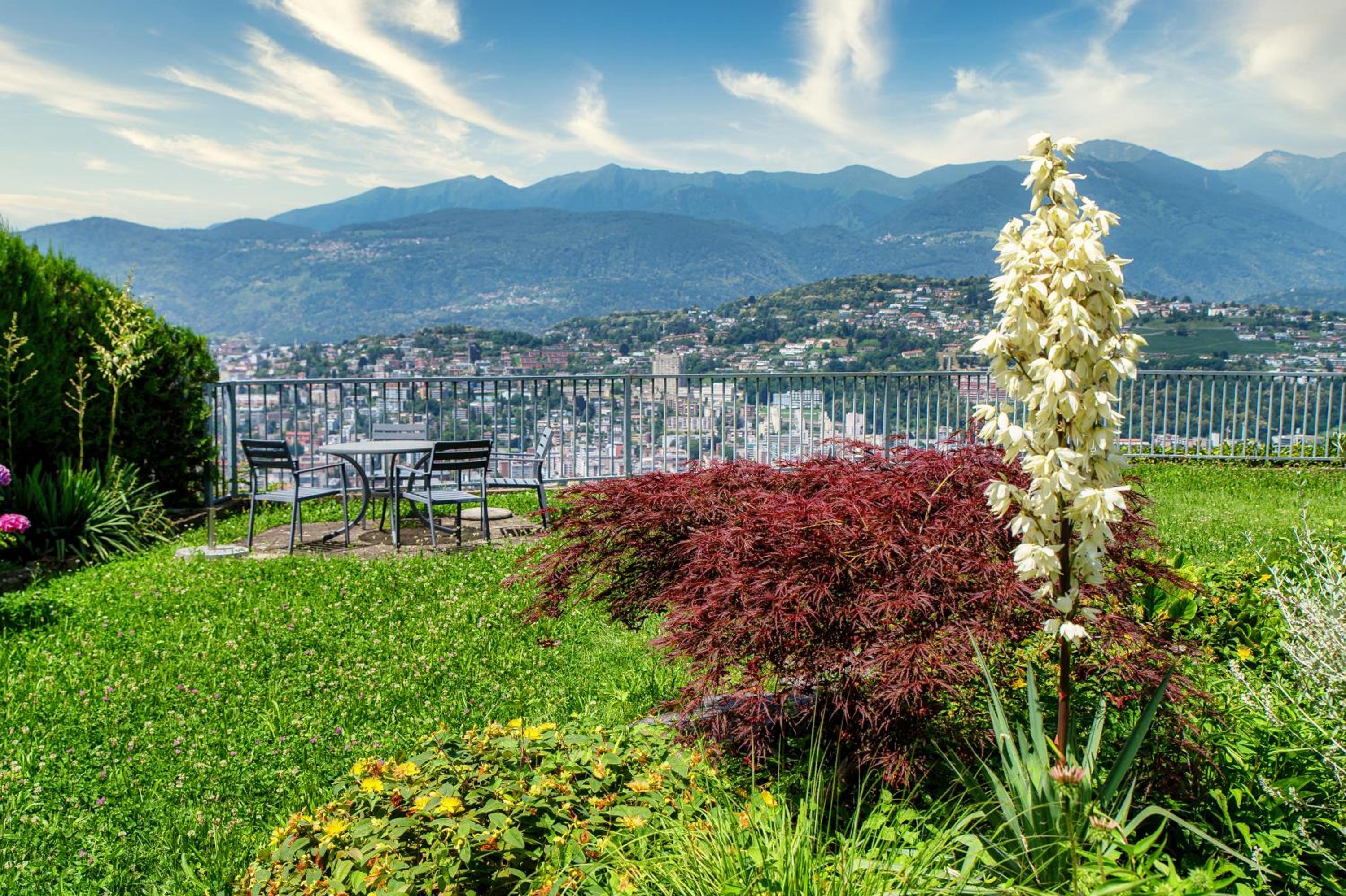 Aldesago City View by Quokka 360 - flat with a breathtaking view
