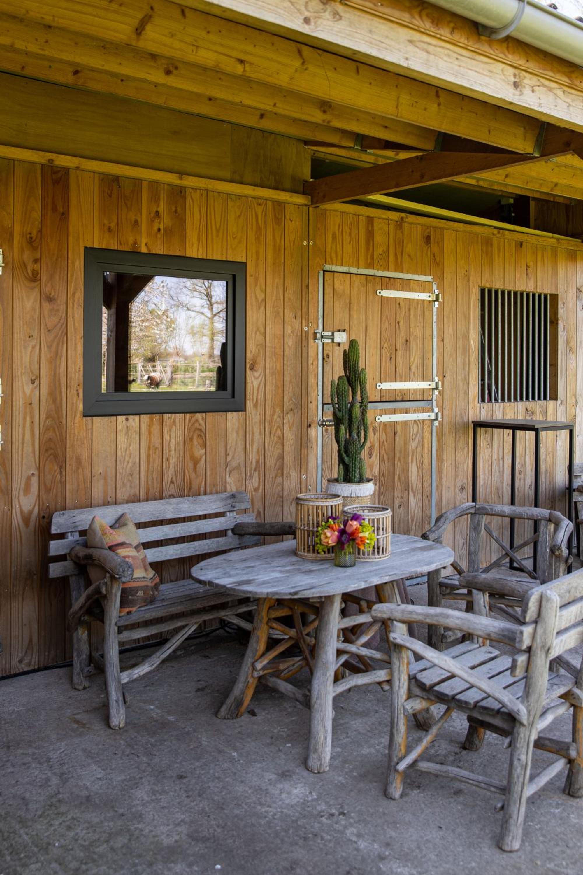 Cabin Margot with hot tub in private garden