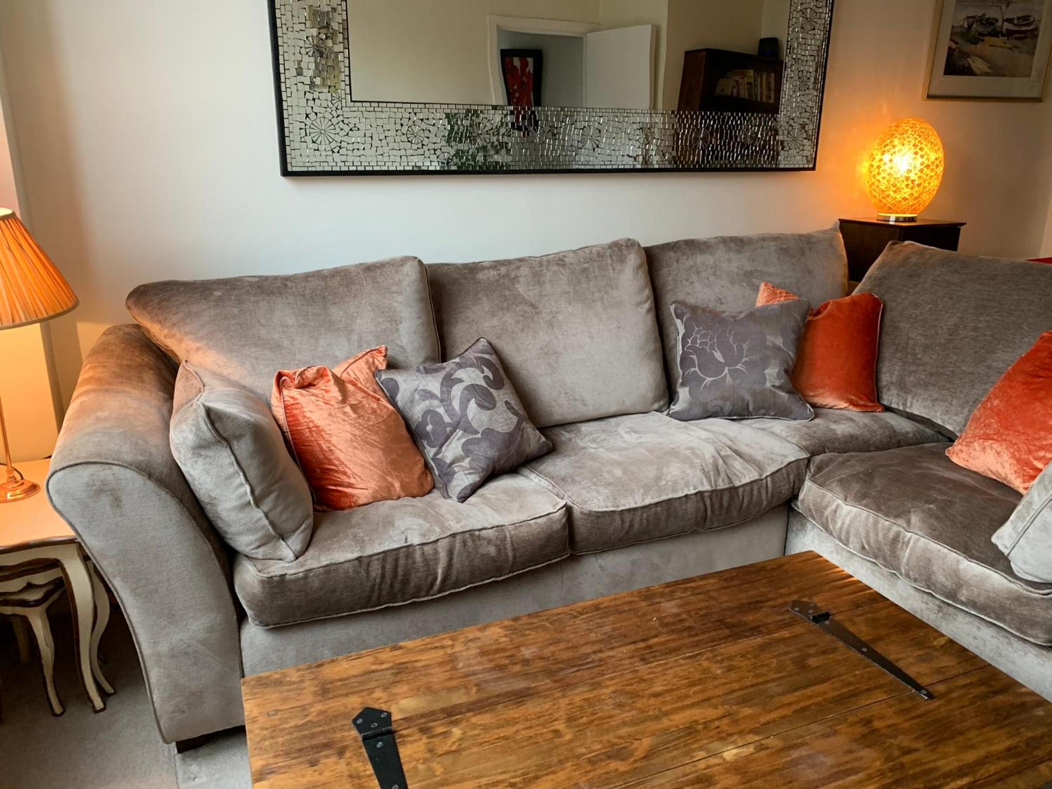 4 The Courtyard Central Windsor 2BR view 4