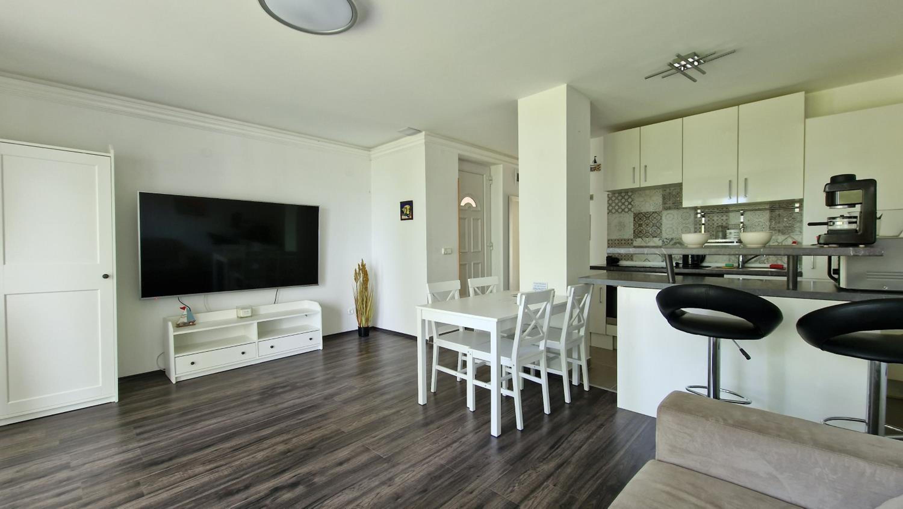 Vízparti Apartman