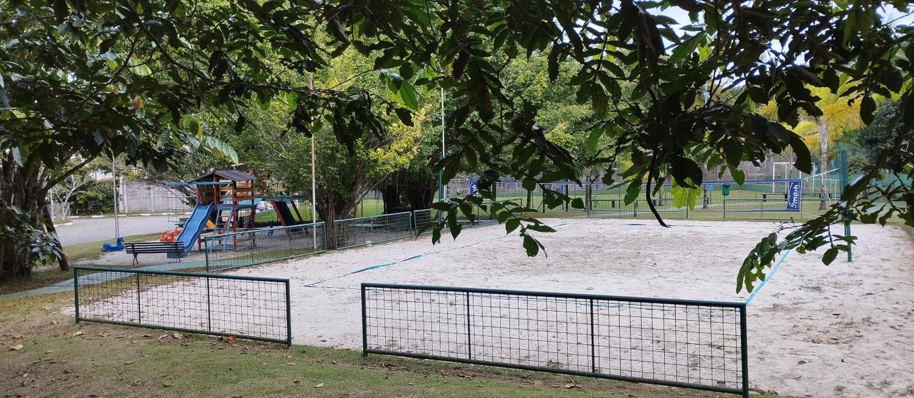 Seu lar na praia das Toninhas em Ubatuba