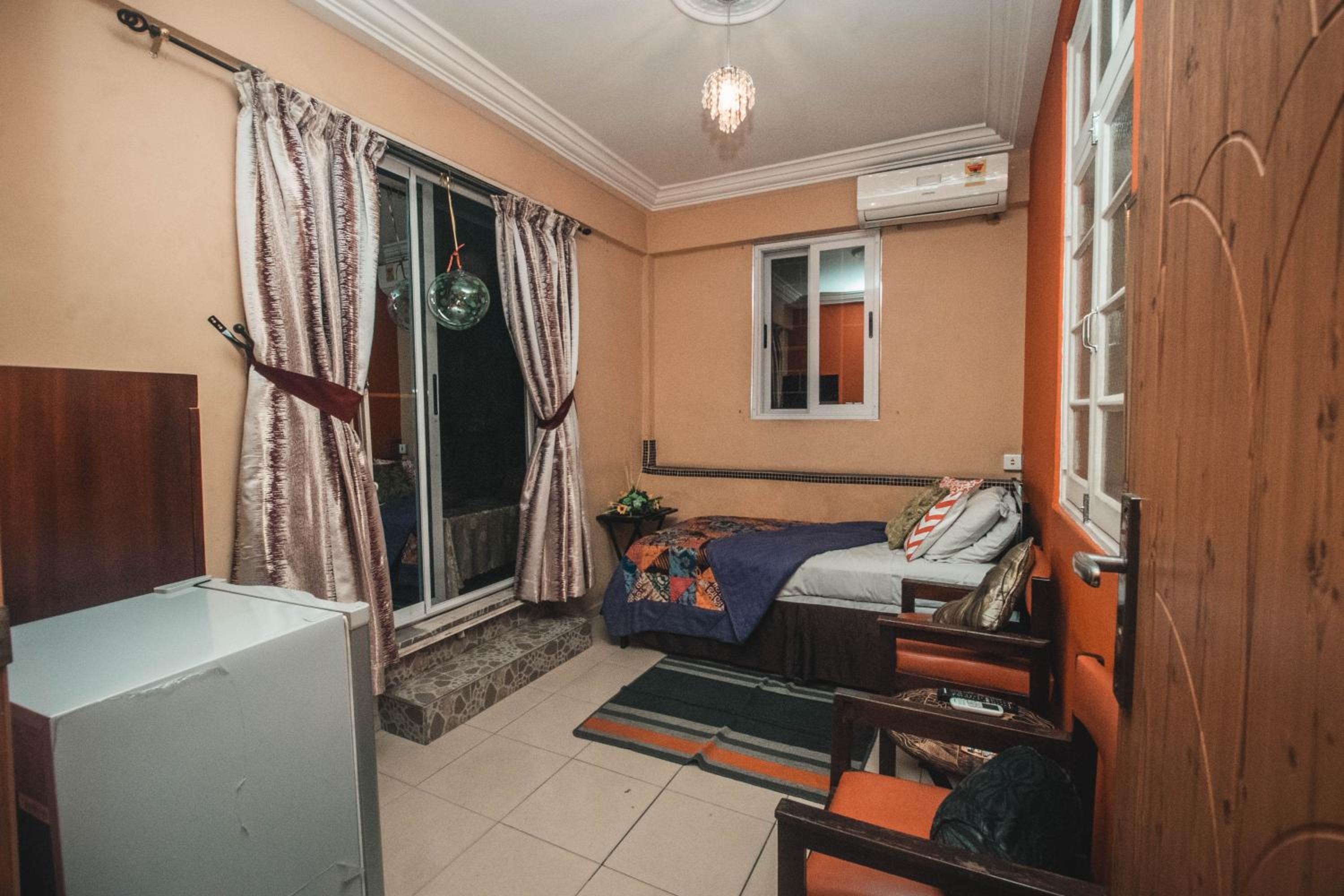 hotel room