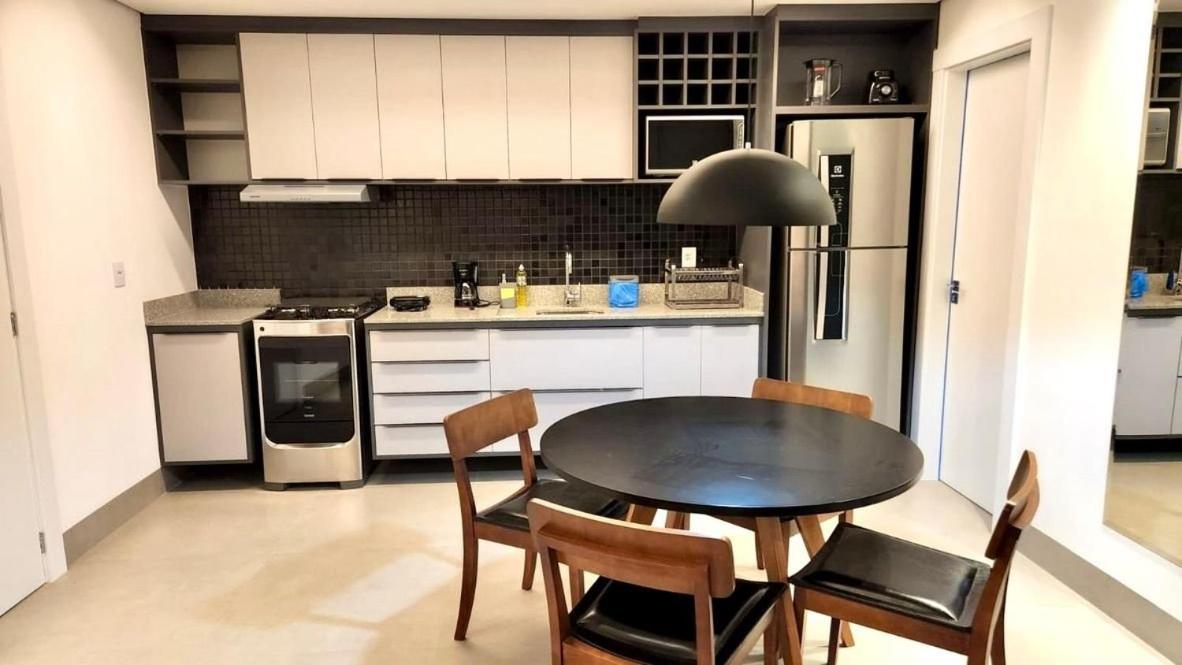 Loft Confortável e Elegante com Quarto Fechado