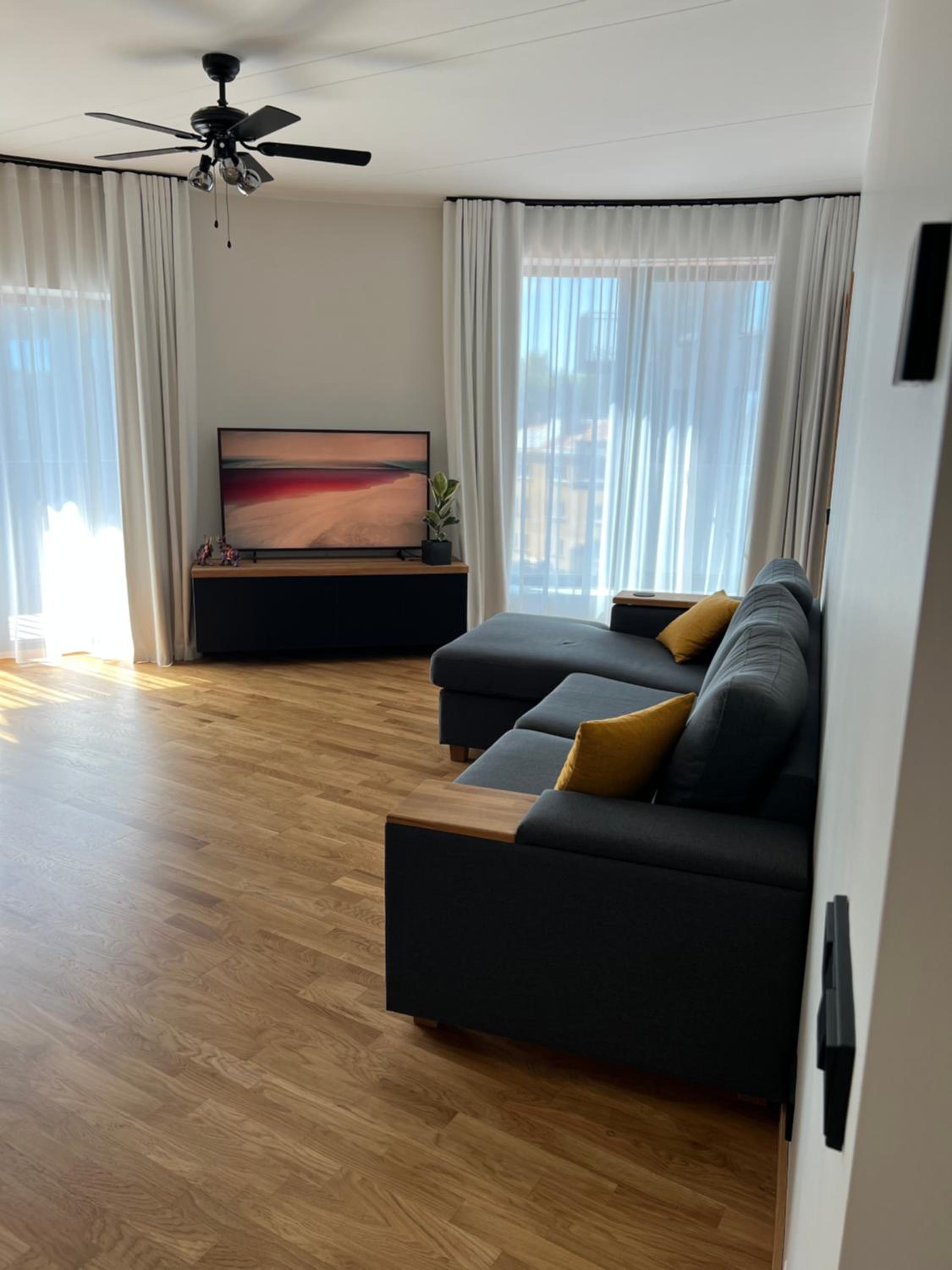 Kvartal Lux Apartment