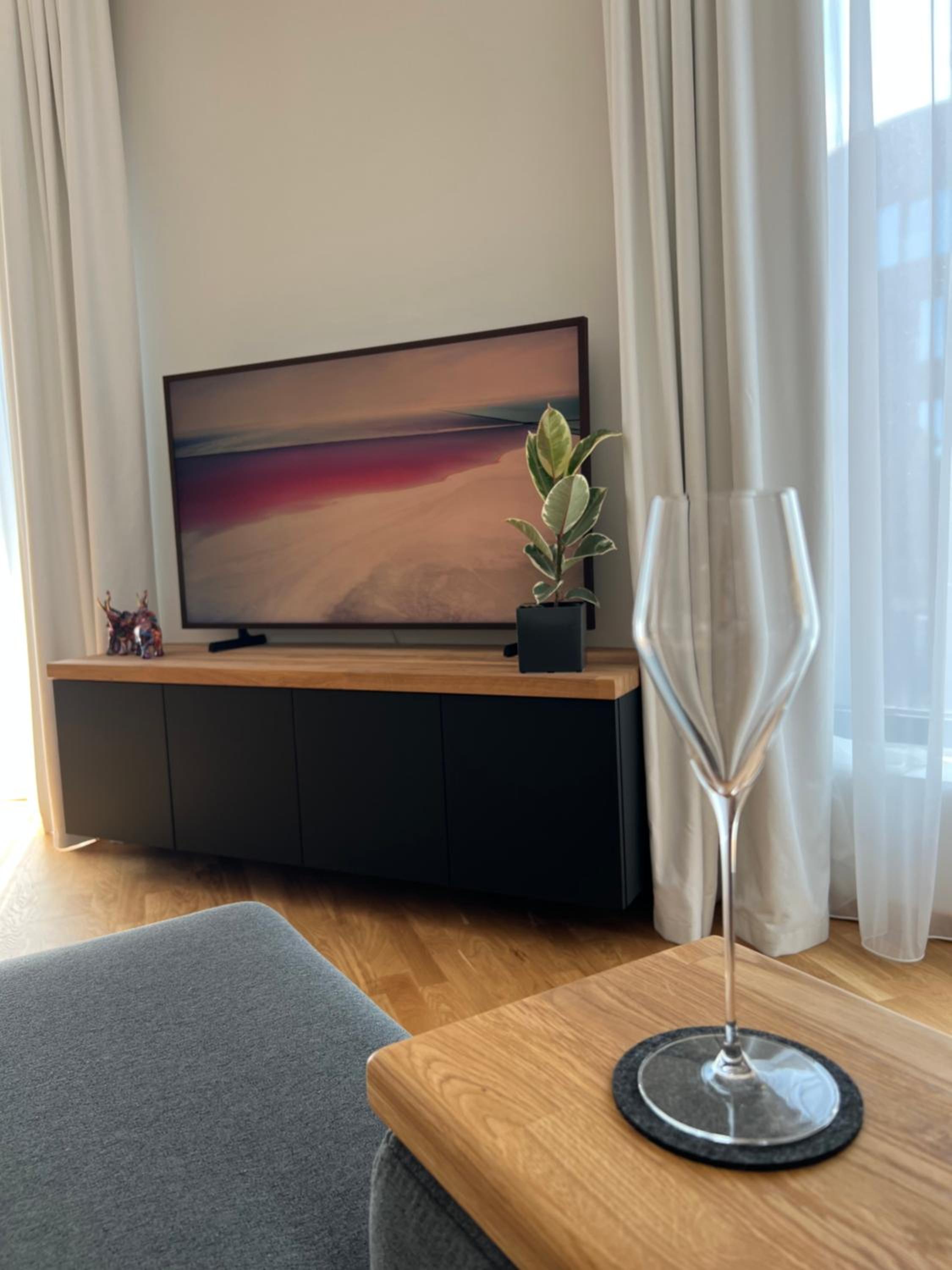 Kvartal Lux Apartment